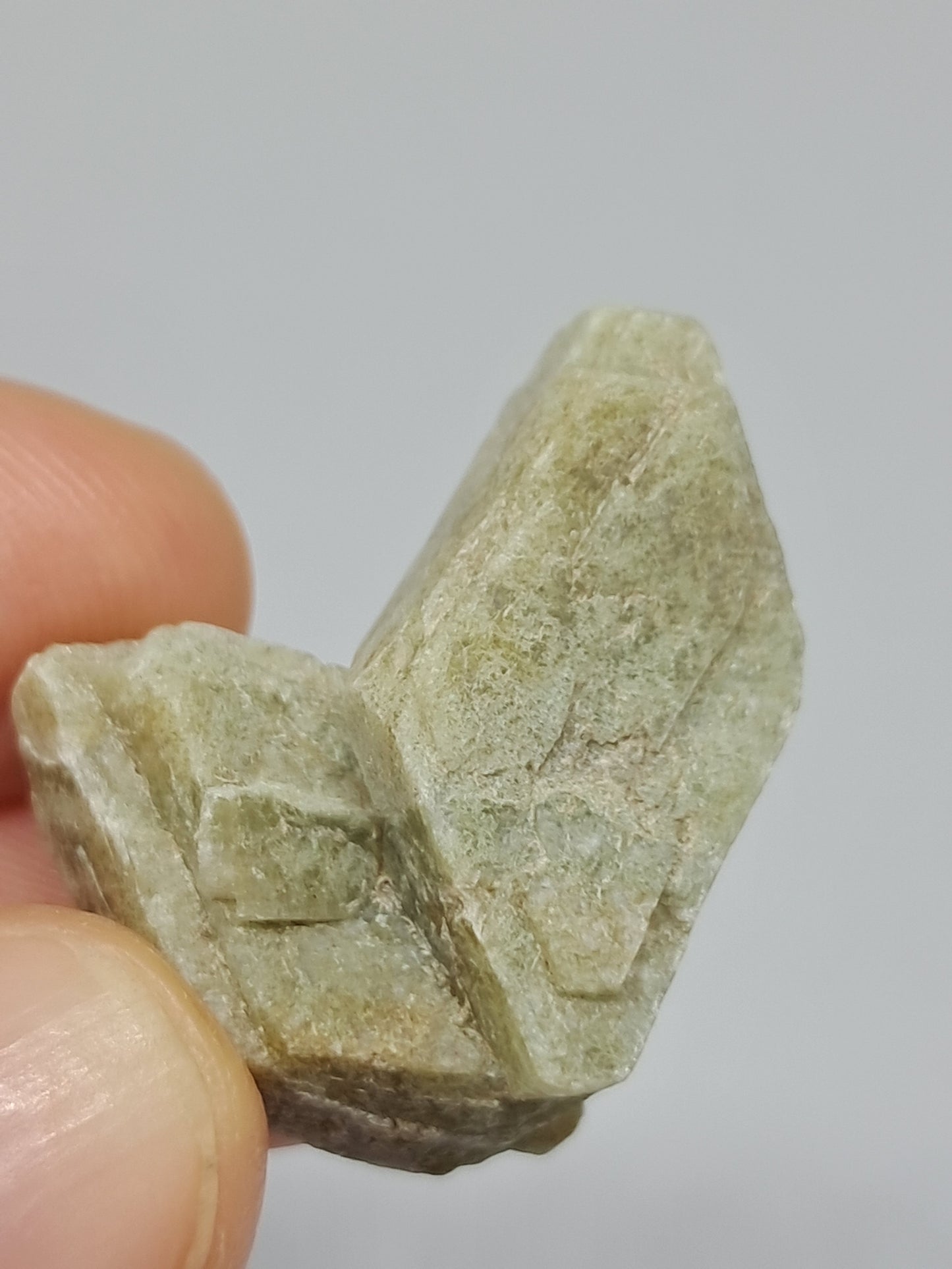 Twin Heulandite crystals (non-precious stone) #ZL7
