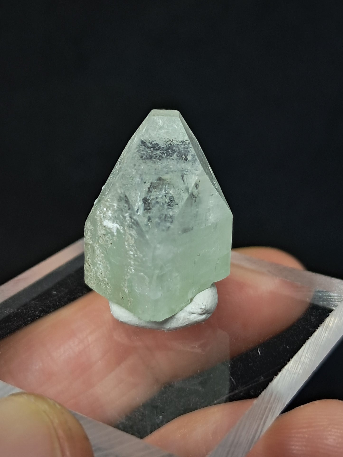 Green Apophyllite Single Points (Ajanta) 20-25 mm | Natural Crystal | Mineral Specimen #AP1