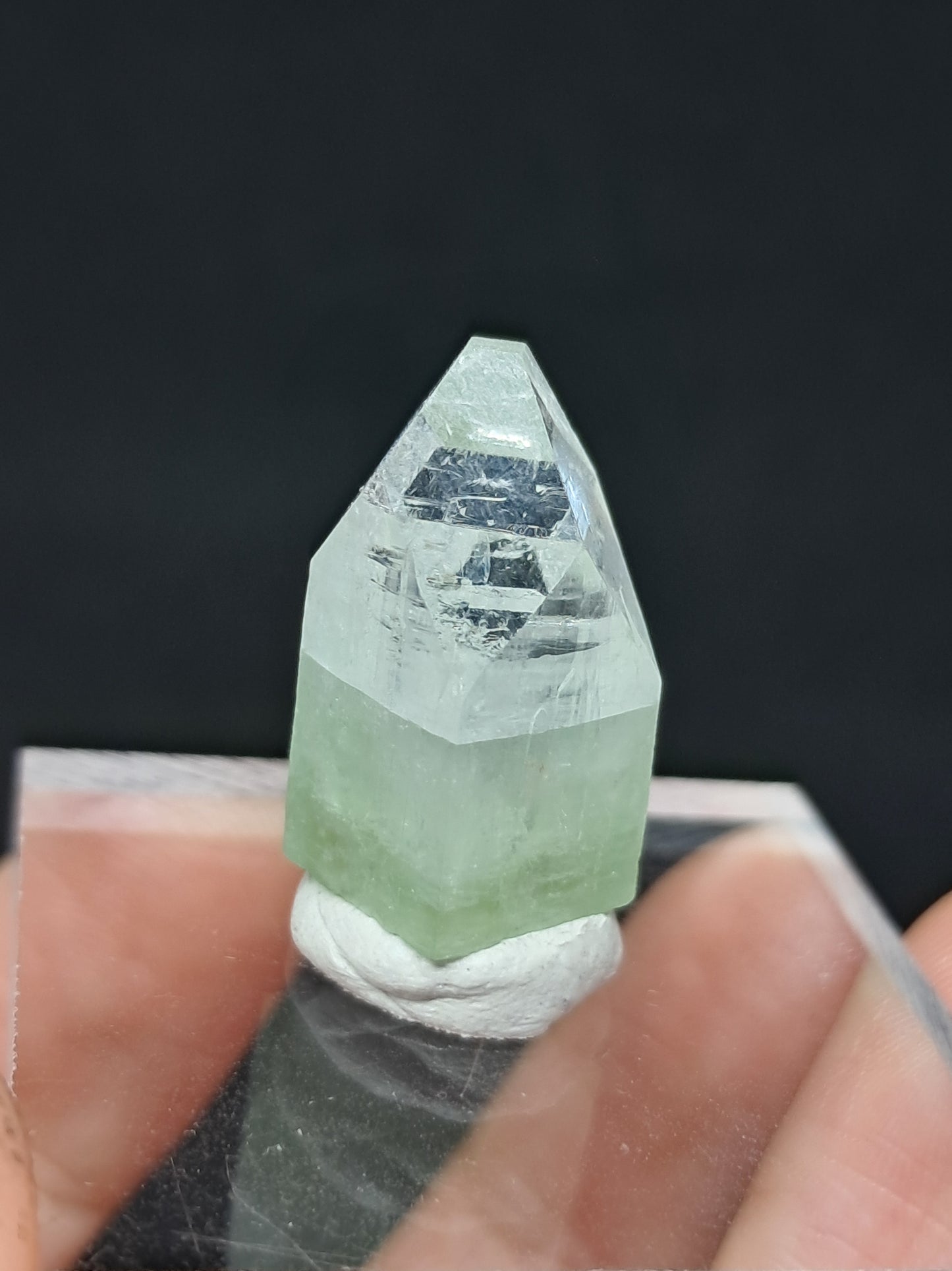 Green Apophyllite Single Points (Ajanta) 20-25 mm | Natural Crystal | Mineral Specimen #AP1