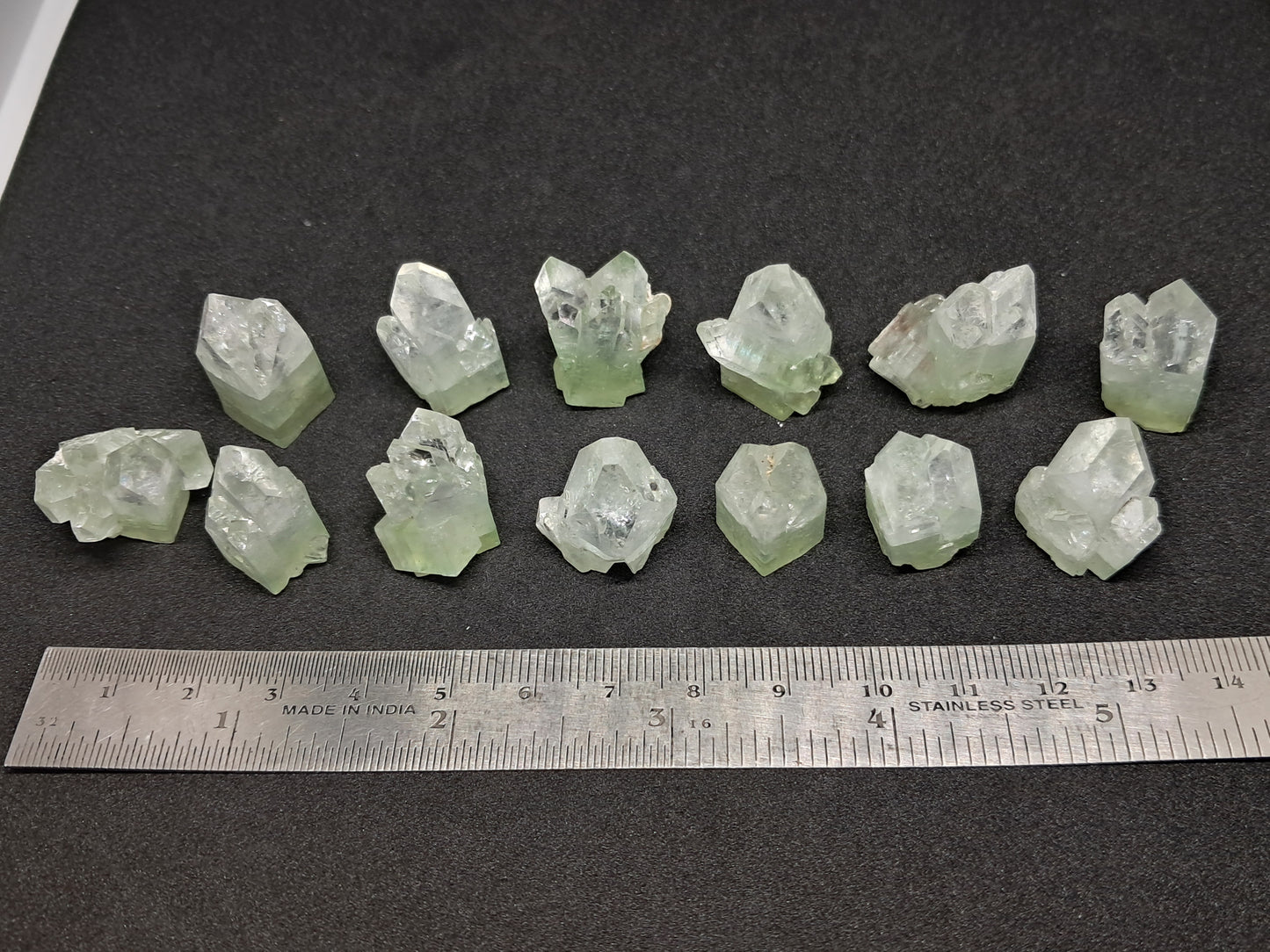Green Apophyllite Multiple Points (18-23 mm) (Non-precious natural stone) #AP2