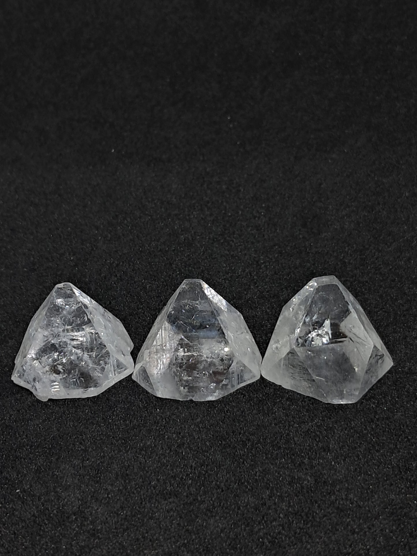 Clear Apophyllite Points (Ajanta) 18-23 mm | Natural Crystal | Mineral Specimen #AP10