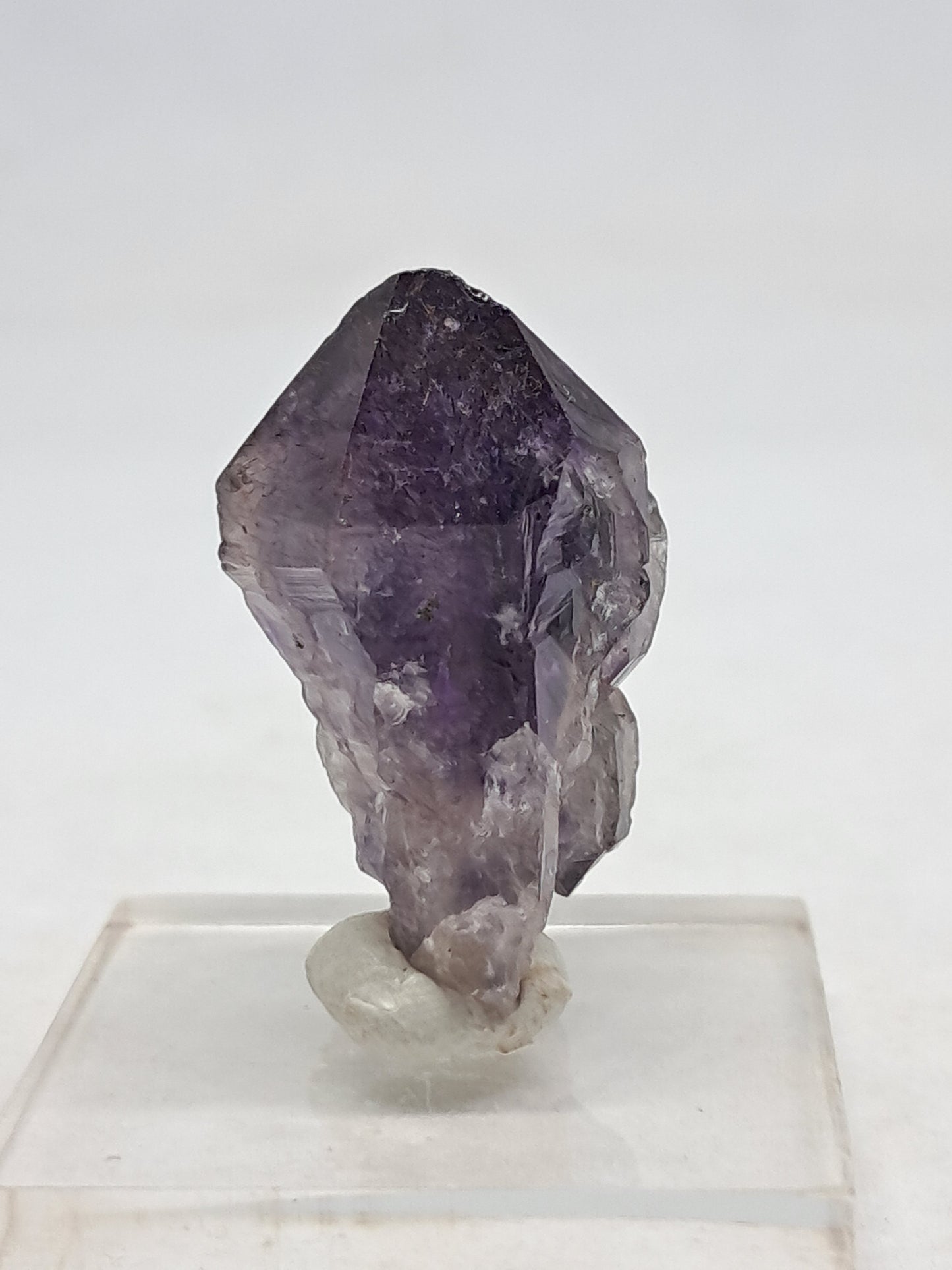 Cetro de Amatista (Karur) Cristal de Cuarzo | Punta natural | Ejemplar mineral n.° KA60