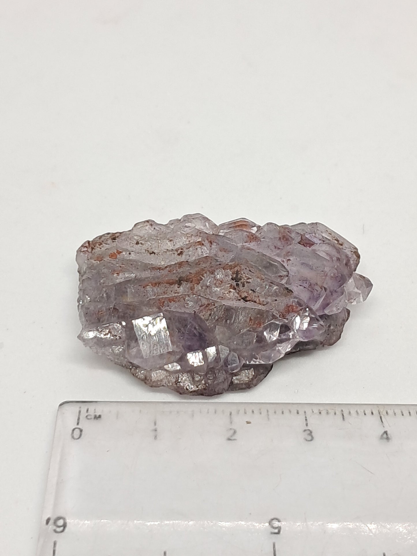 Amatista en racimo con cristal de hematita (karur) y cuarzo morado | Piedra natural | Ejemplar mineral n.° KA87