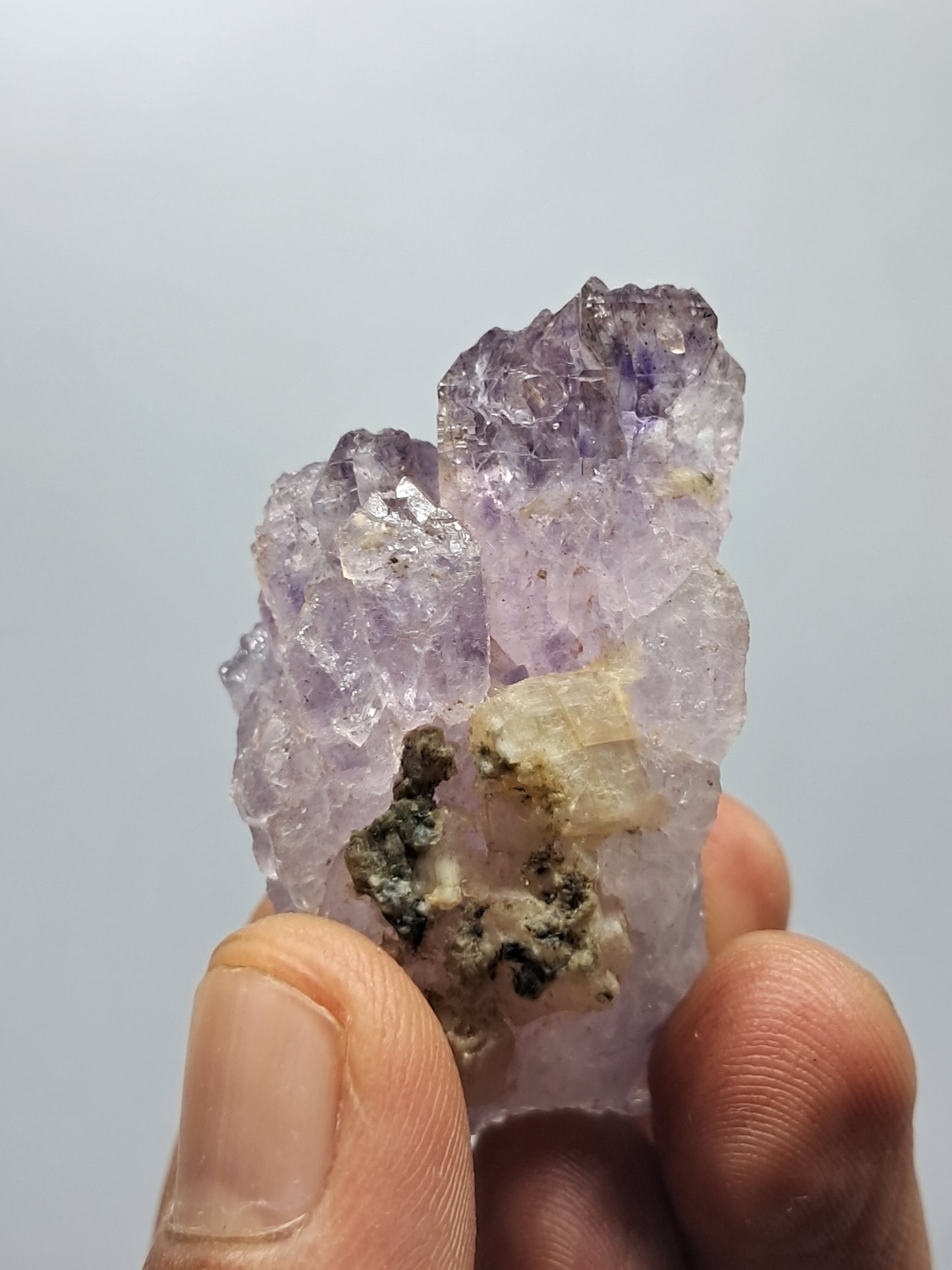Cúmulo de Amatista Karur en Cetro (Karur) | Piedra Natural | Ejemplar Mineral n.° KA70