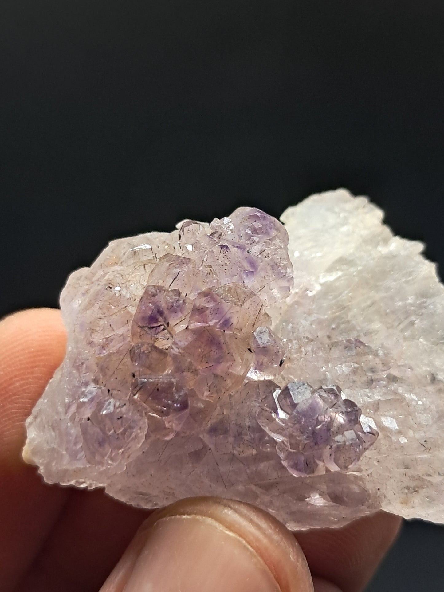 Cúmulo de cristal de amatista en cetro sobre cuarzo (karur) | Piedra natural | Ejemplar mineral n.° KA72