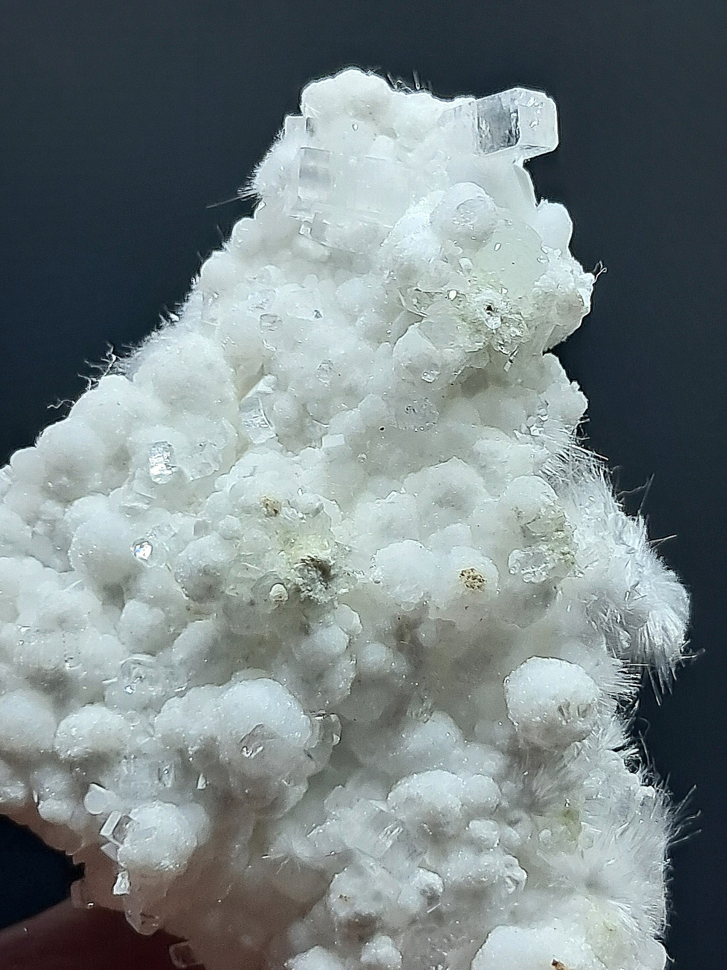 Ejemplar mineral de okenita con girolita y apofilita (Bombay) | Calidad de coleccionista | Cristal natural n.° OK31