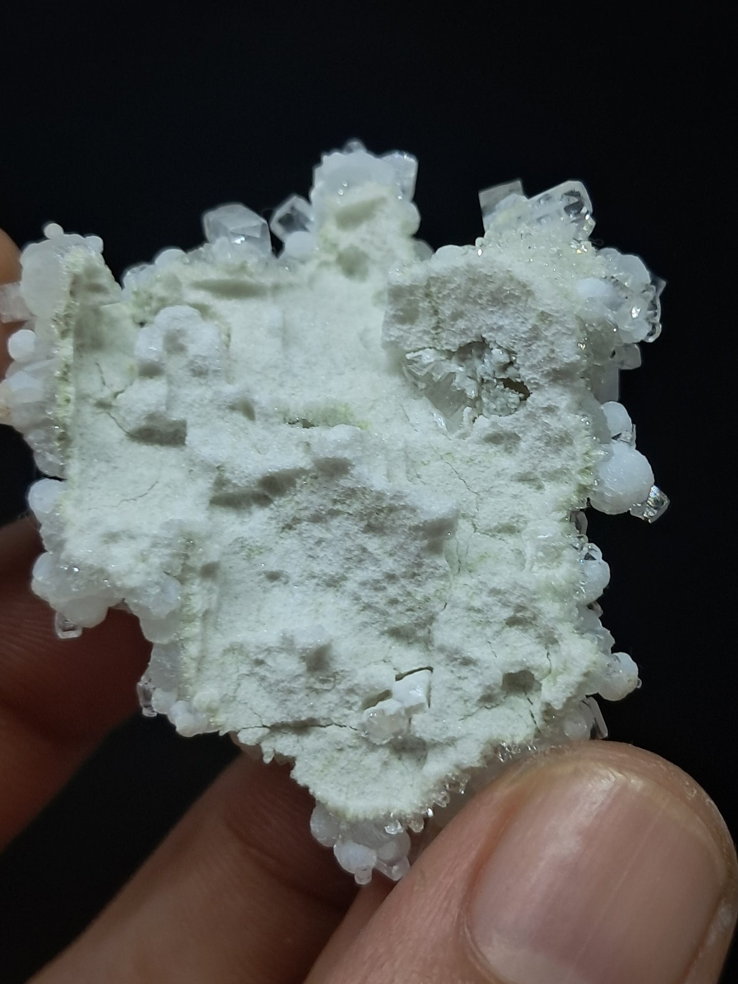 Ejemplar mineral de okenita con girolita y apofilita (Bombay) | Calidad de coleccionista | Cristal natural n.° OK32