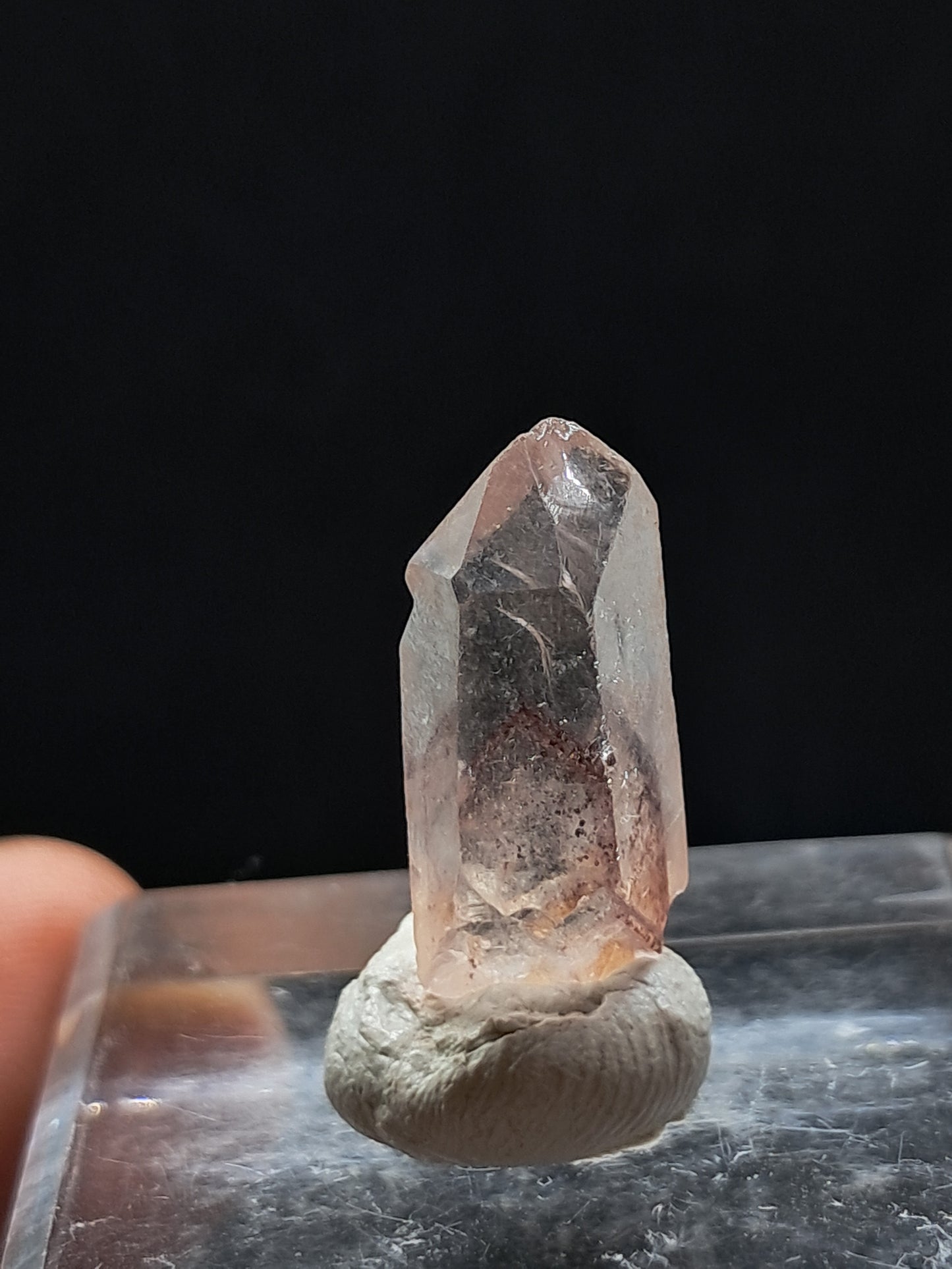 Cuarzo fantasma hematita (Telangana) Punta de cristal natural | Ejemplar mineral n.° HPQ22