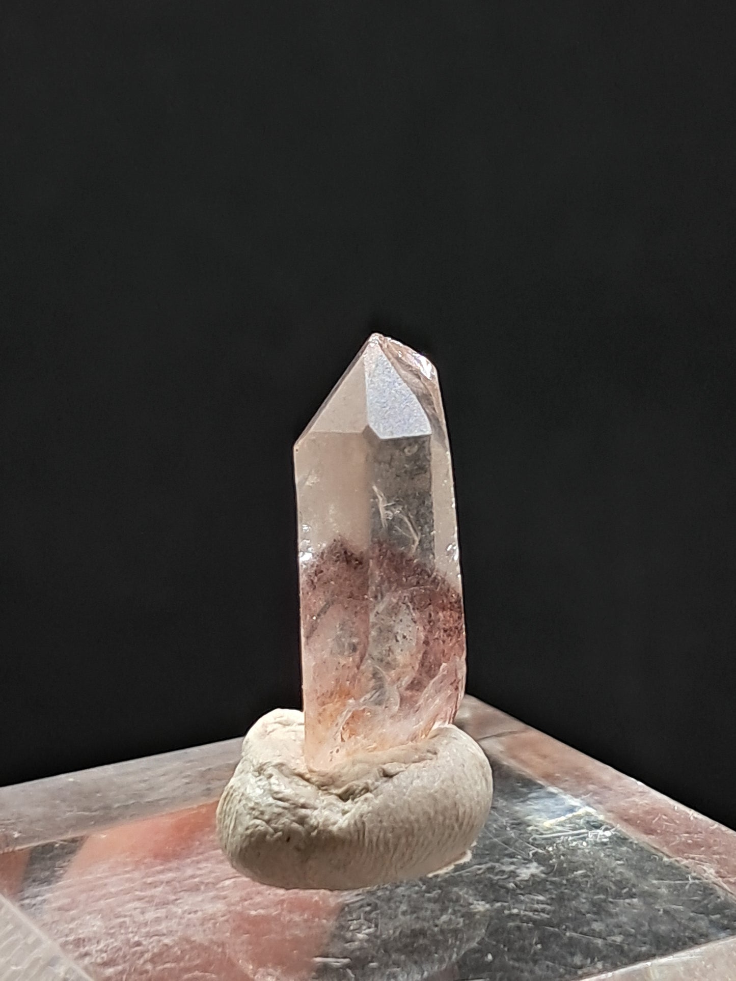 Cuarzo fantasma hematita (Telangana) Punta de cristal natural | Ejemplar mineral n.° HPQ22