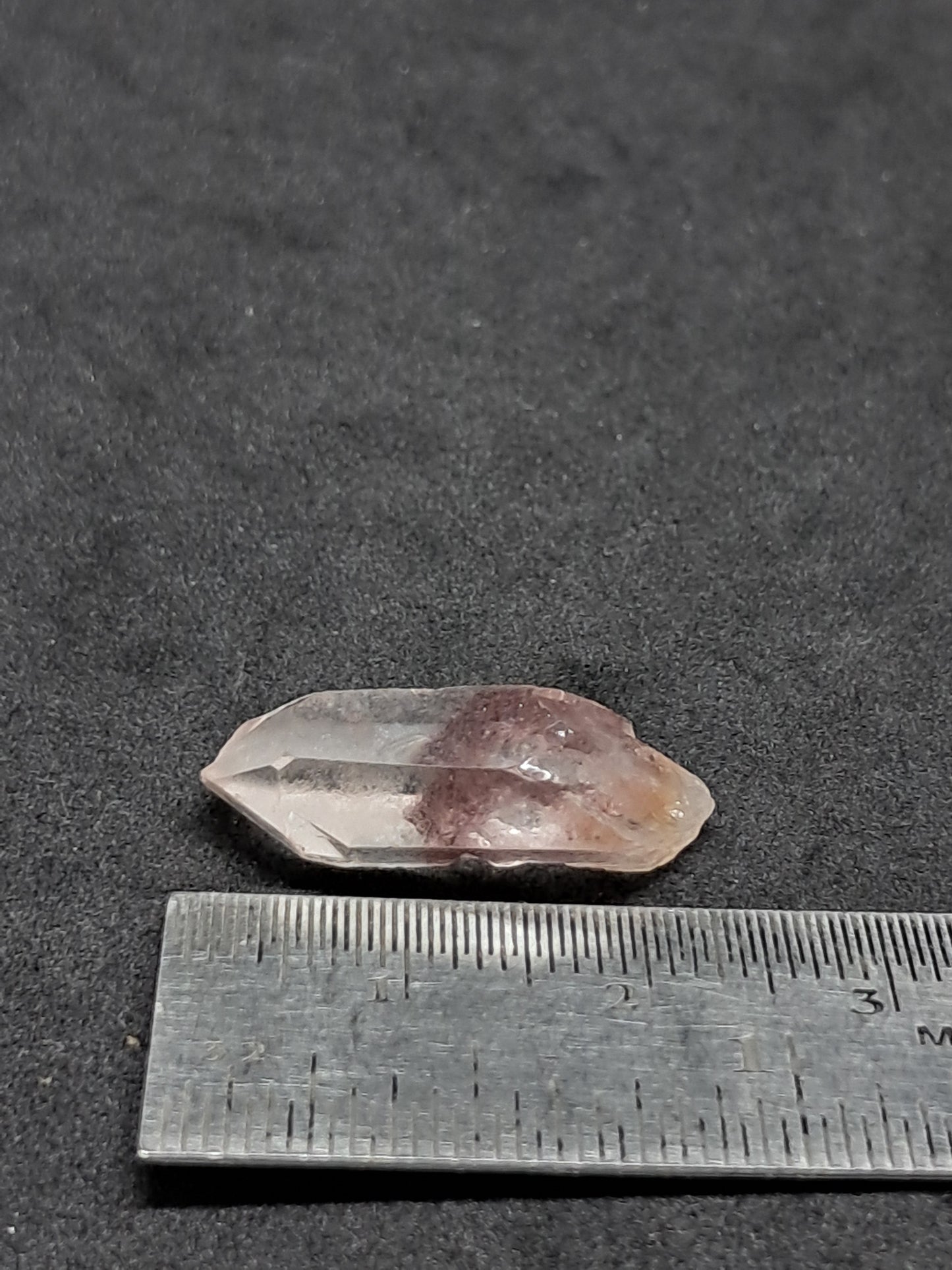 Cuarzo fantasma hematita (Telangana) Punta de cristal natural | Ejemplar mineral n.° HPQ22