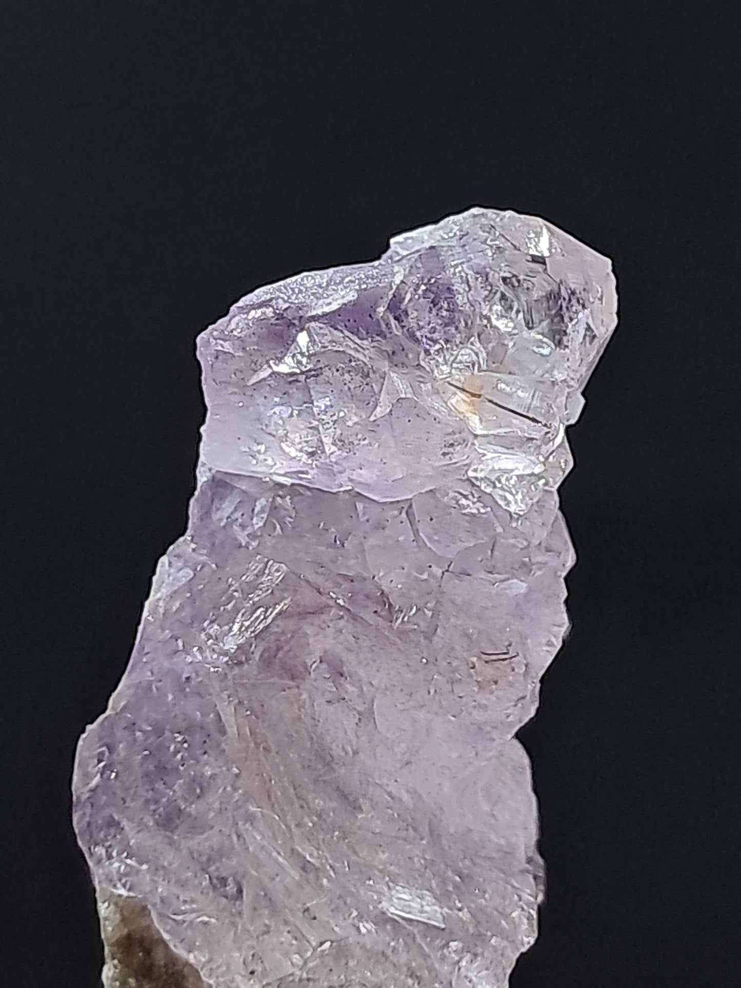 Formación de Amatista en "Panal" (Karur) | Crecimiento interno | Cristal natural | Piedra única | Ejemplar mineral n.° KA156