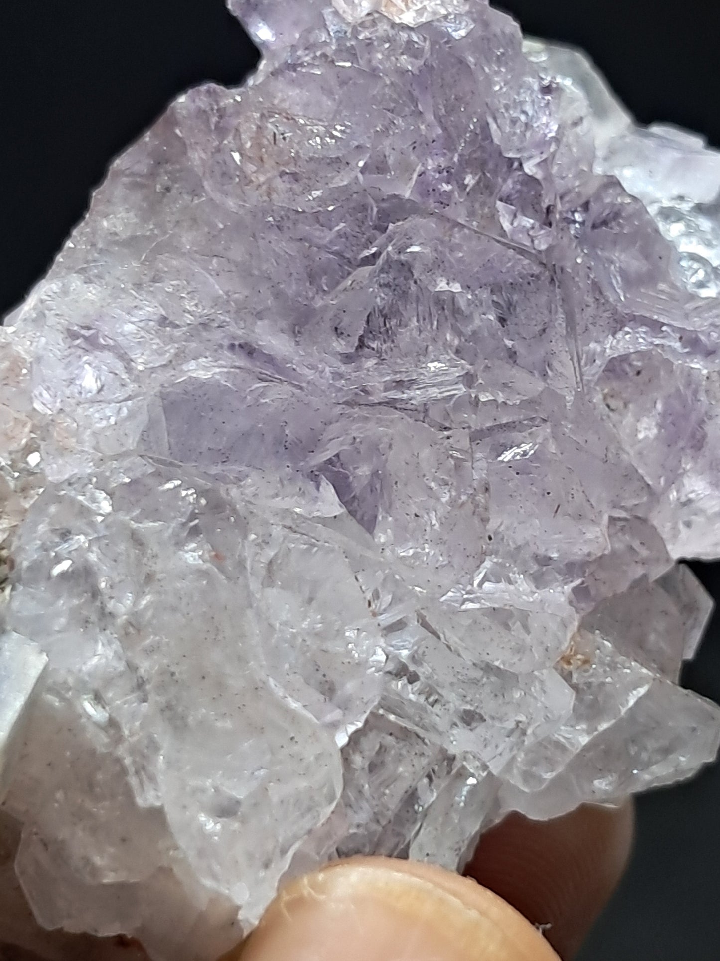 Formación de Amatista en "Panal" (Karur) | Crecimiento interno | Cristal natural | Piedra única | Ejemplar mineral n.° KA156