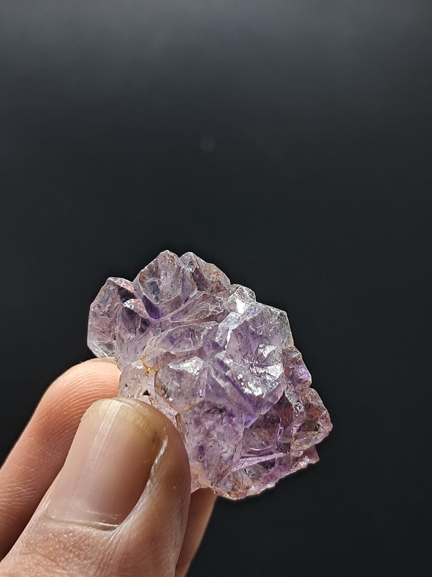 Formación de Amatista en "Panal" (Karur) | Crecimiento interno | Cristal natural | Piedra única | Ejemplar mineral n.° KA157