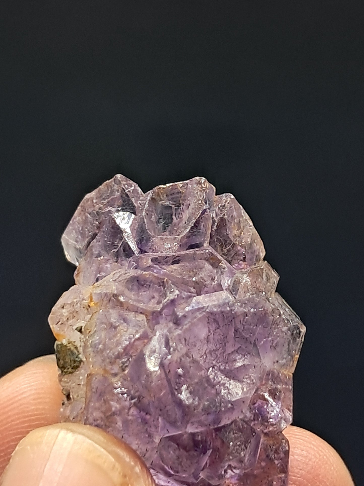 Formación de Amatista en "Panal" (Karur) | Crecimiento interno | Cristal natural | Piedra única | Ejemplar mineral n.° KA157
