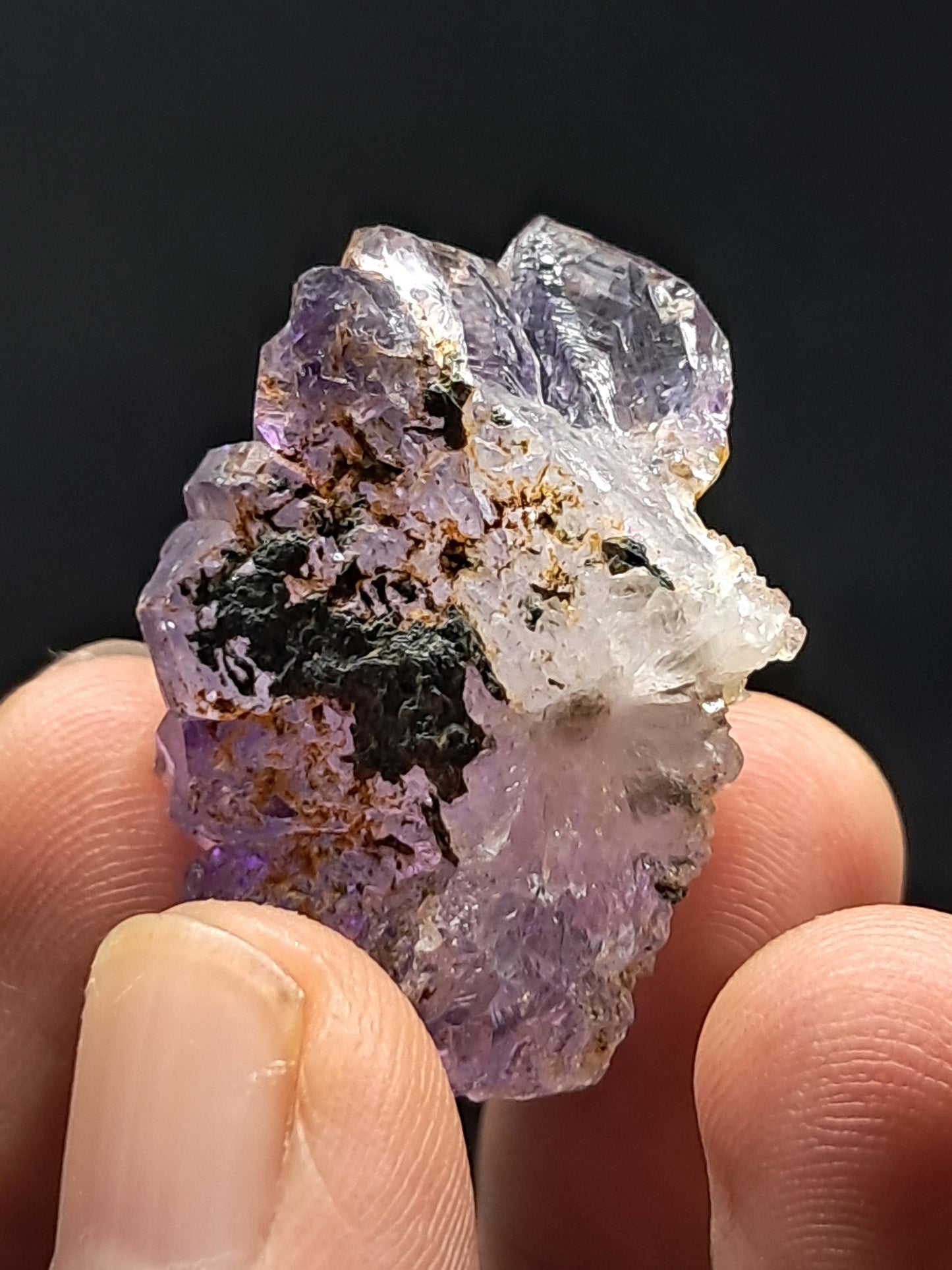 Formación de Amatista en "Panal" (Karur) | Crecimiento interno | Cristal natural | Piedra única | Ejemplar mineral n.° KA157