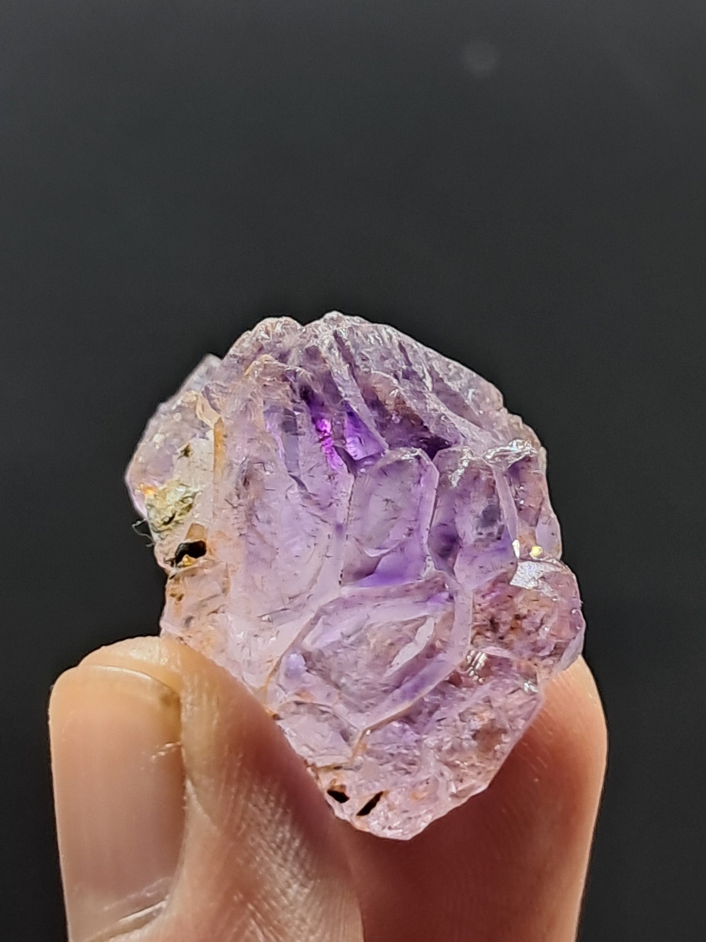 Formación de Amatista en "Panal" (Karur) | Crecimiento interno | Cristal natural | Piedra única | Ejemplar mineral n.° KA157
