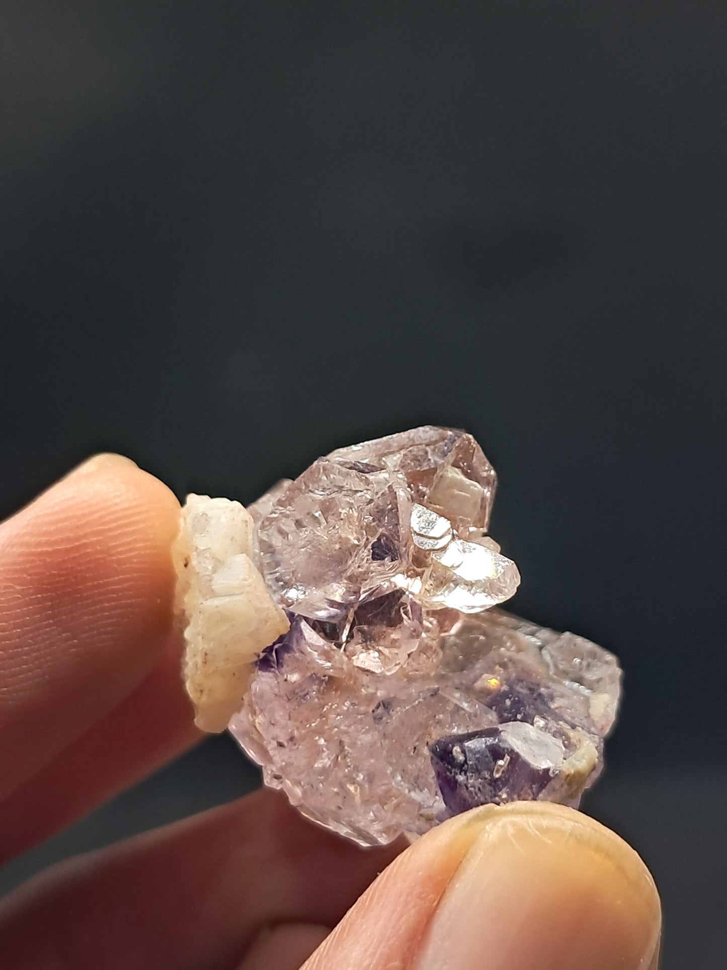 Formación de Amatista en "Panal" (Karur) | Crecimiento interno | Cristal natural | Ejemplar mineral | Super Seven #KA160
