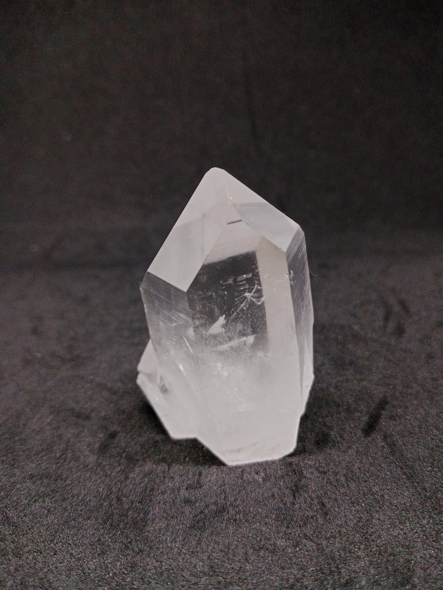 Self-standing Himalayan Quartz Point Crystal (Himachal Pradesh) | Natural Stone #CH30