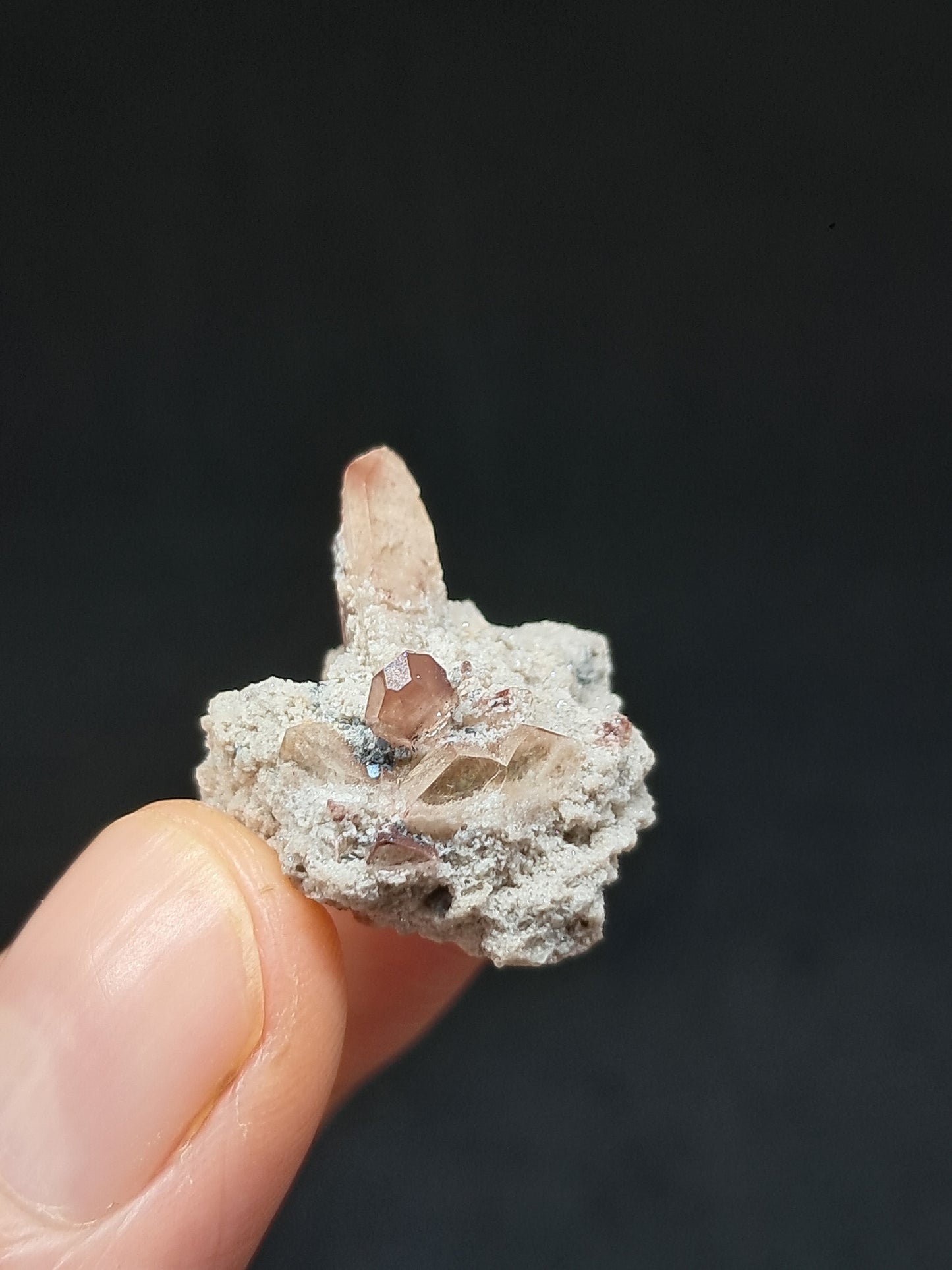 Cristales de topacio natural en matriz (México), piedra preciosa rara | Ejemplar mineral n.° TPZ16