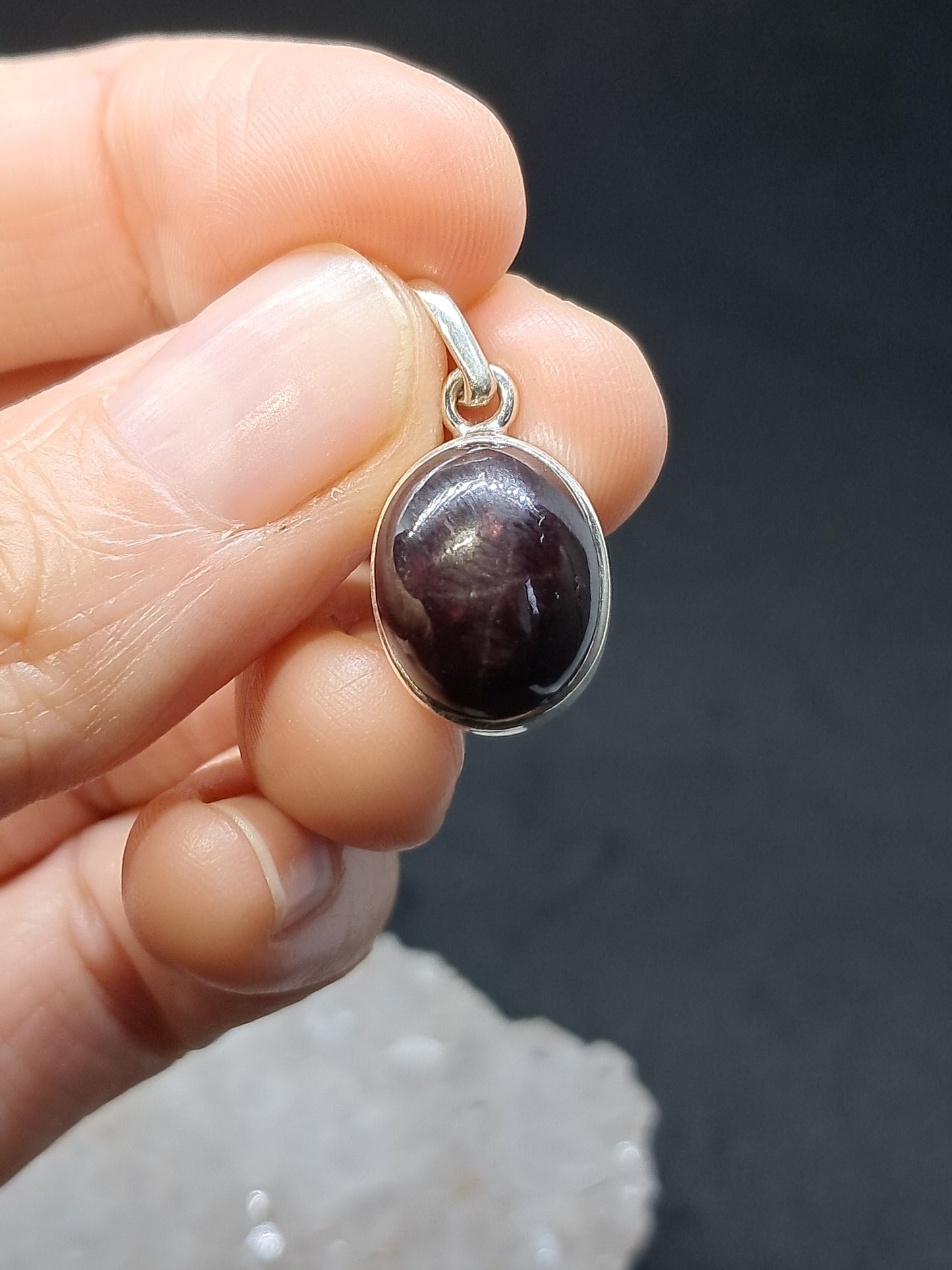 Star Garnet Silver Pendant