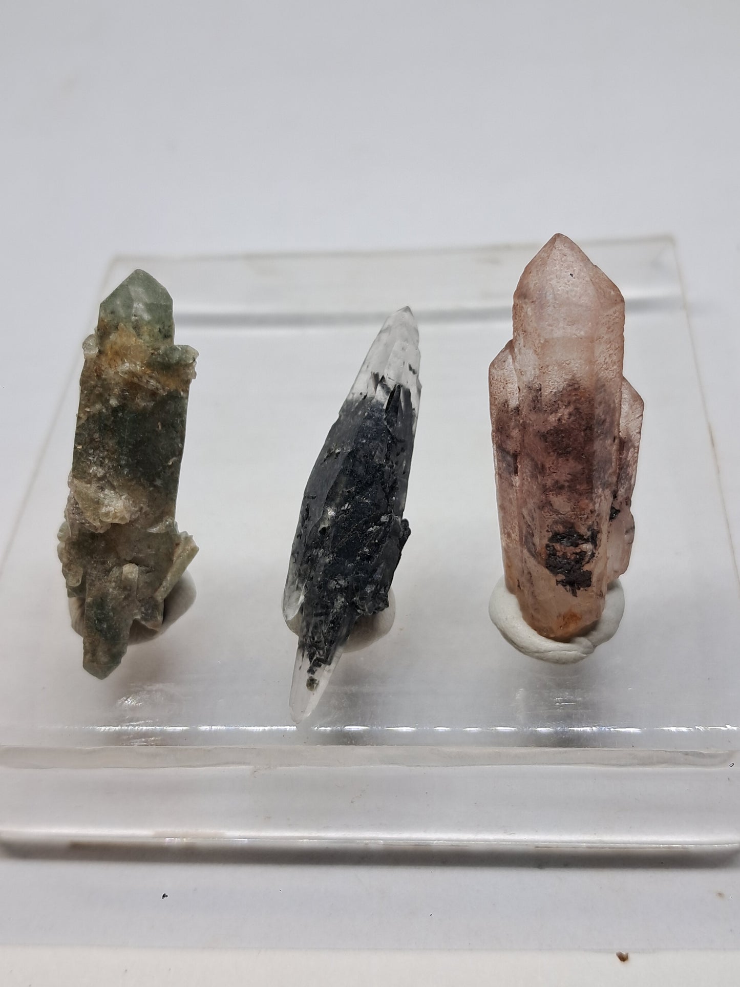 Juego de 3 puntas de cuarzo: clorita, turmalina y hematita fantasma | Cristales en bruto | Piedras en bruto #RCS18