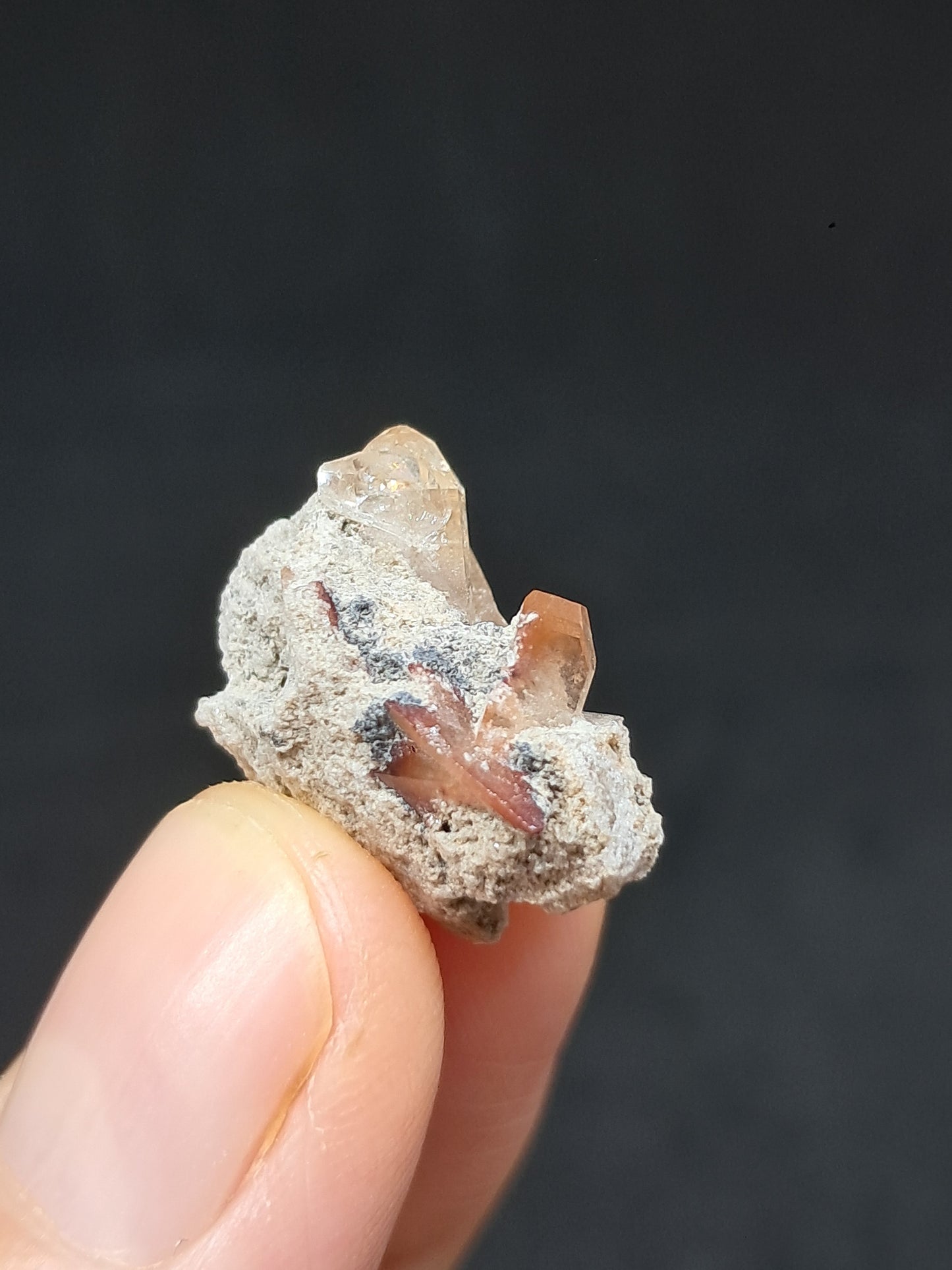 Cristales de topacio natural en matriz (México), piedra preciosa rara | Ejemplar mineral n.° TPZ13