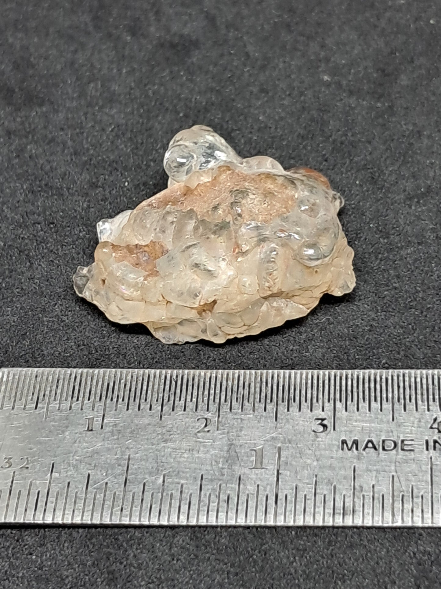 Ópalo hialita (México), piedra cristalina en bruto reactiva a los rayos UV | Ejemplar mineral n.° OH6