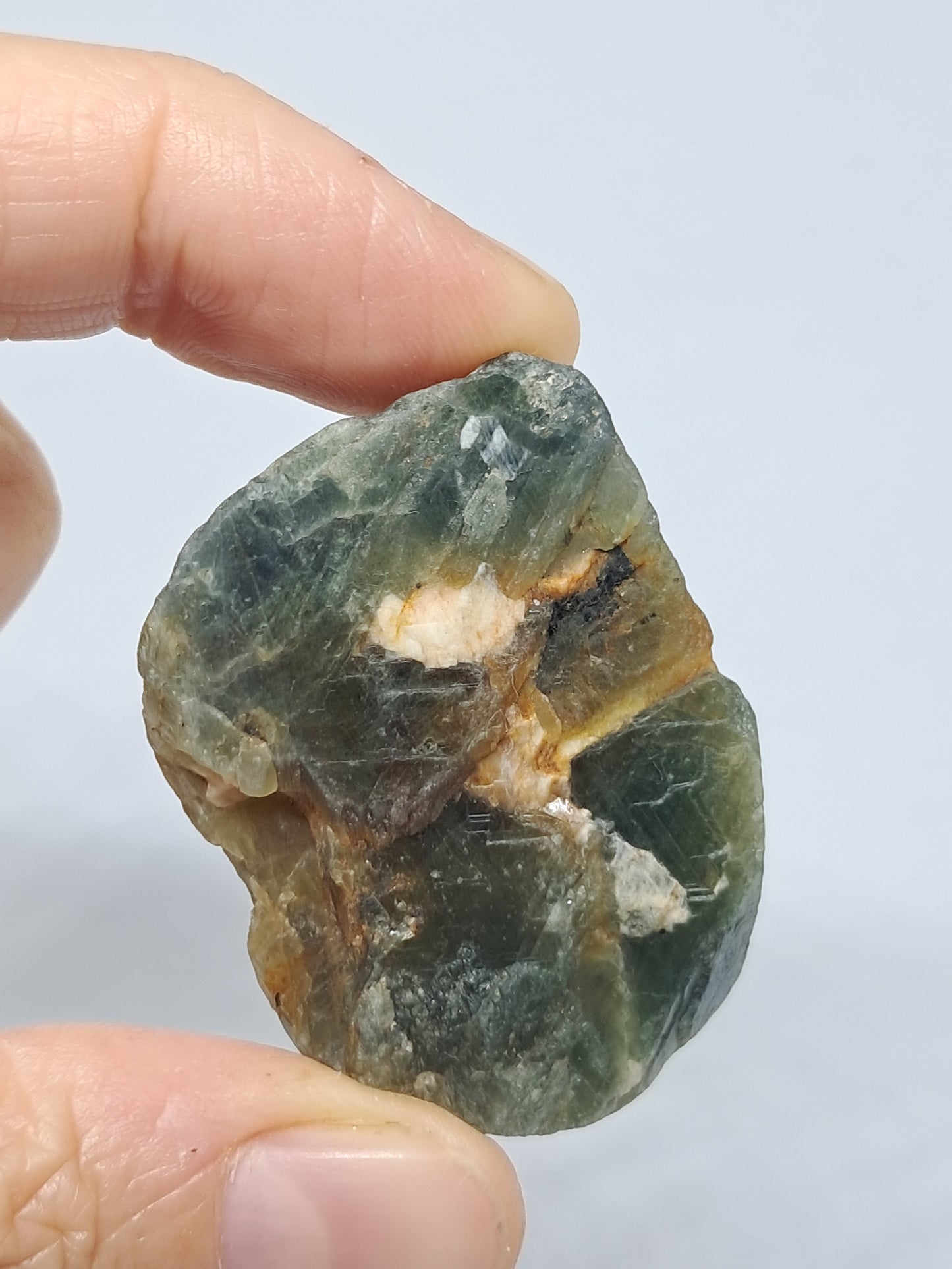 Rough Sapphire (Non-precious natural stone) #SP12