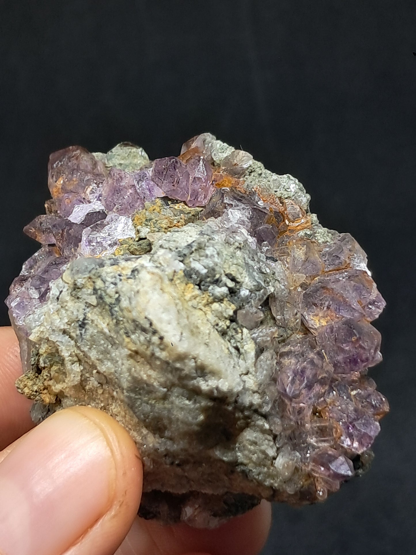 Amatista en matriz (Karur) | Cristal en bruto | Piedra natural | Ejemplar mineral n.° KA142