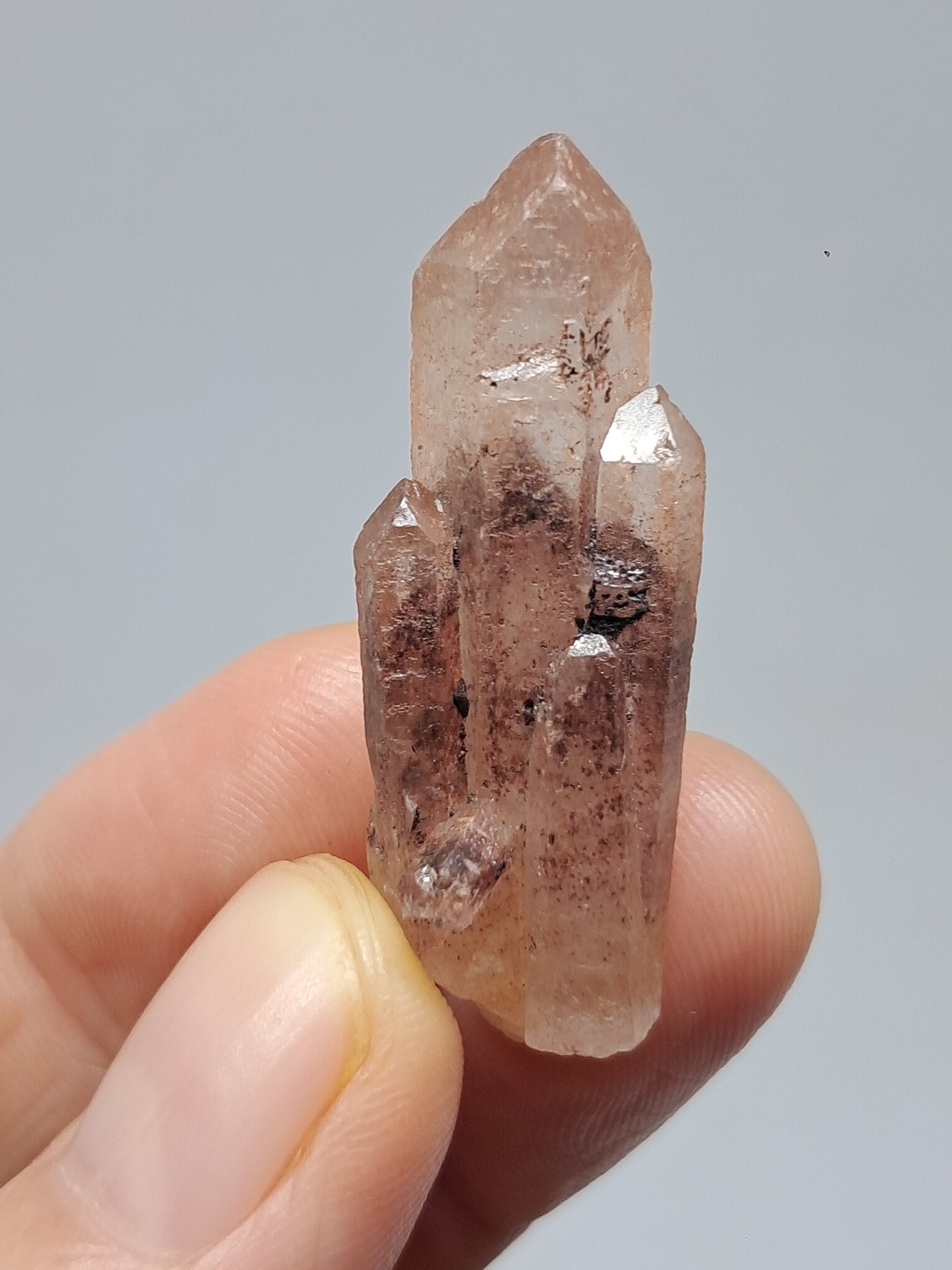 Juego de 3 puntas de cuarzo: clorita, turmalina y hematita fantasma | Cristales en bruto | Piedras en bruto #RCS18