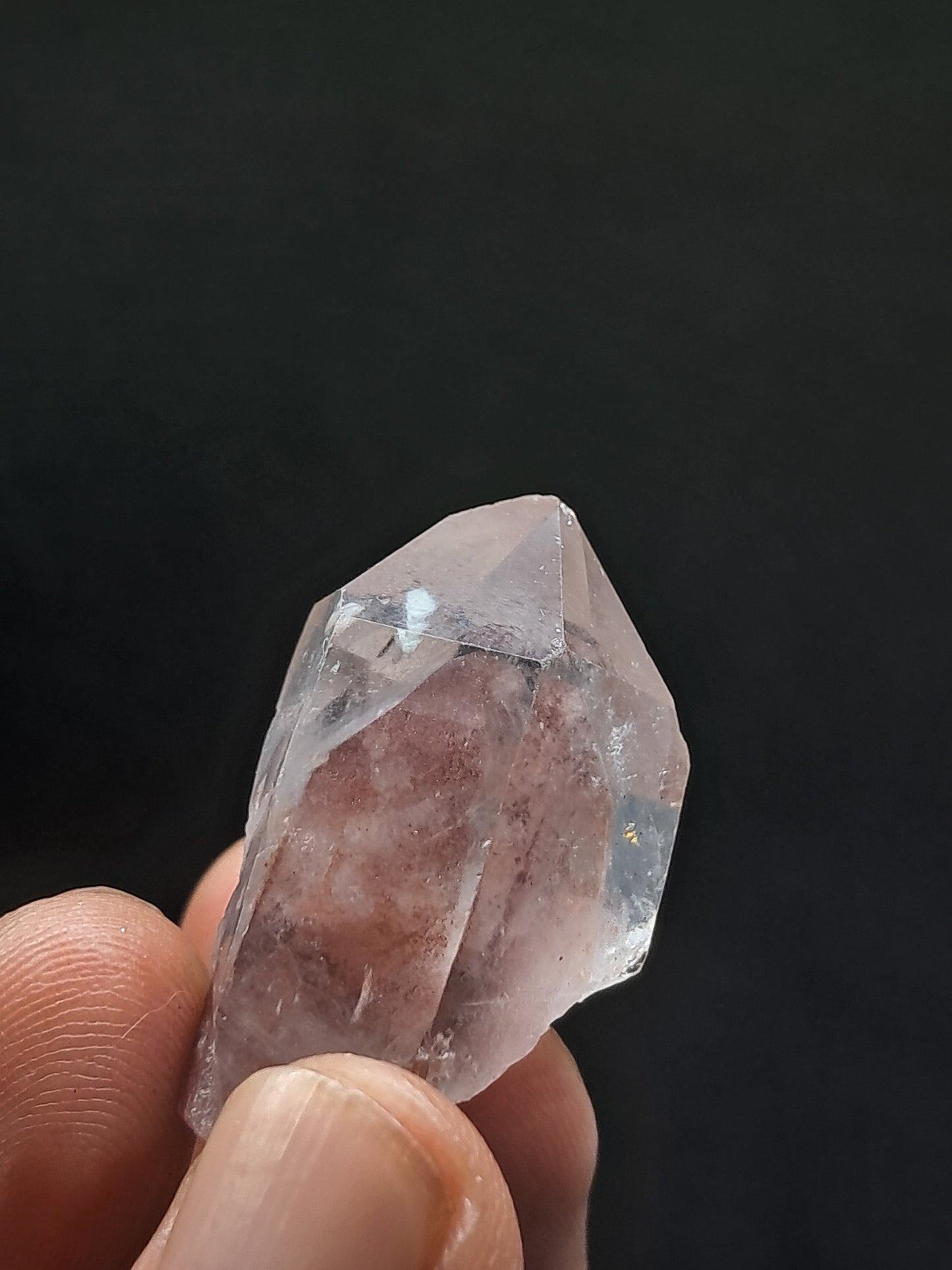 Punta de cristal natural de cuarzo fantasma hematita (Telangana) | Ejemplar mineral n.° HPQ35