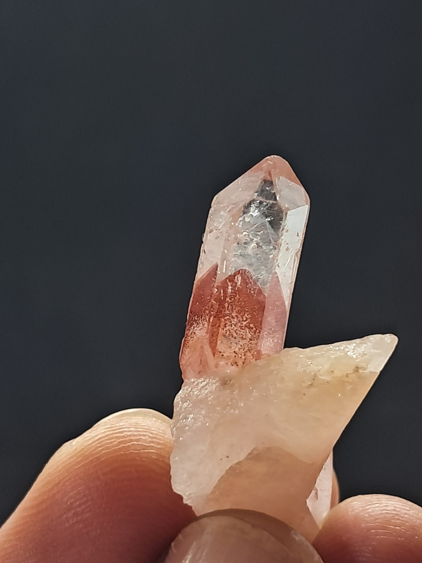 Cuarzo fantasma hematita (Telangana) | Cristal natural | Ejemplar mineral n.° HPQ45