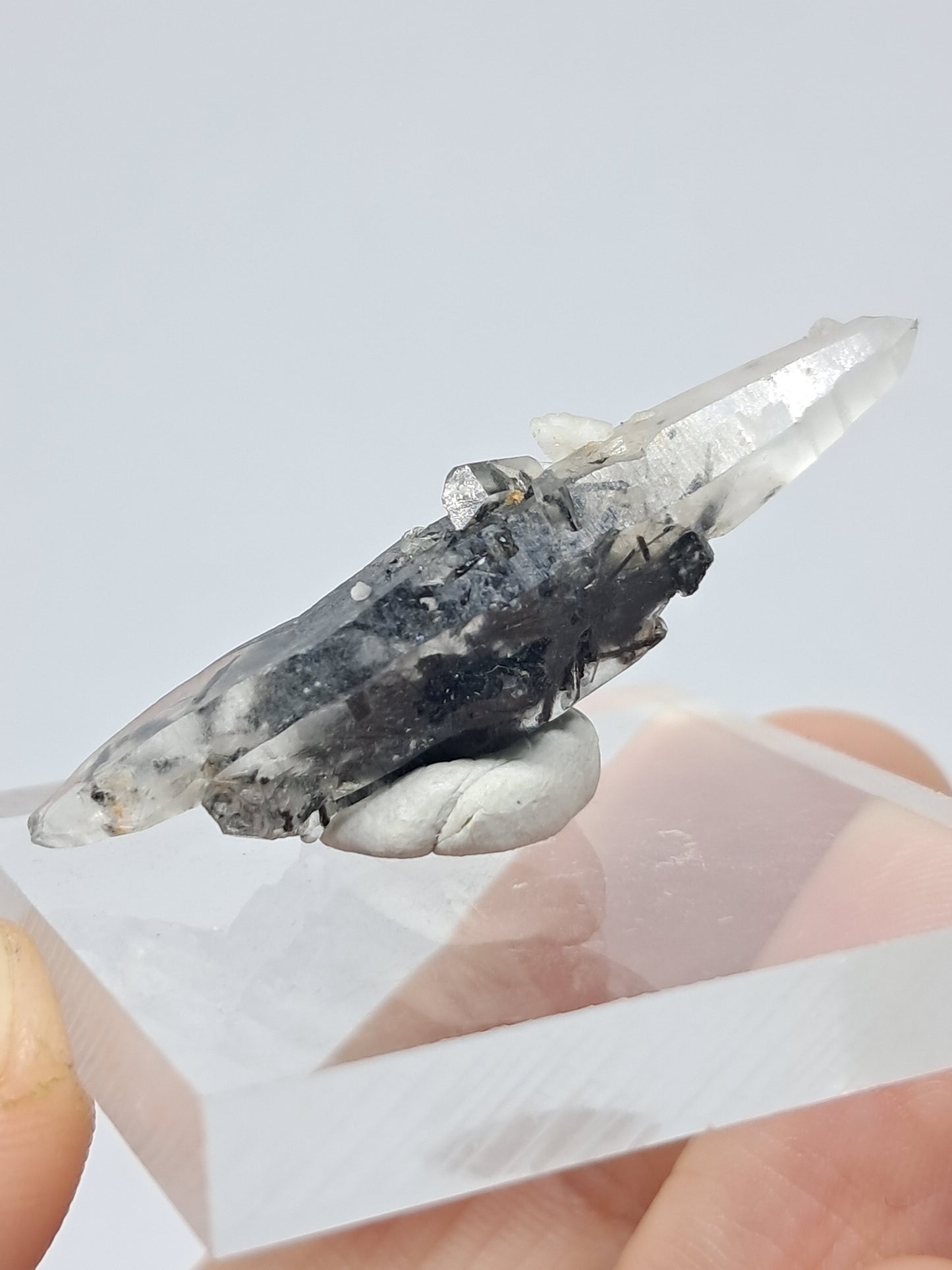 Tourmalinated Quartz biterminated point (Non-precious natural stone) #TQ16