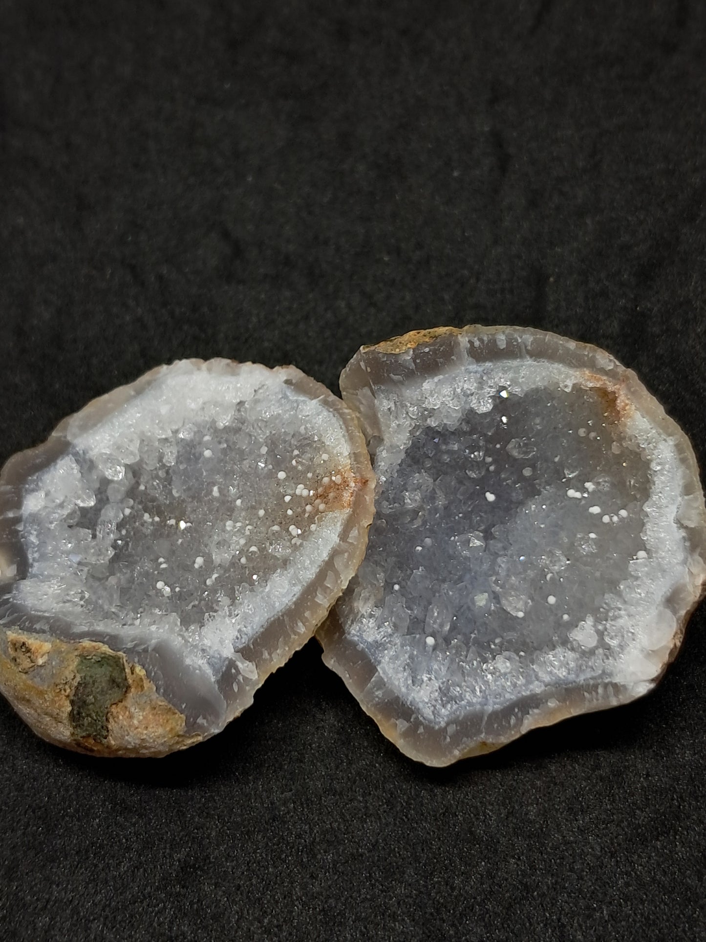 Quartz Geode with Fluorite balls #GD15 (Non-precious stone)