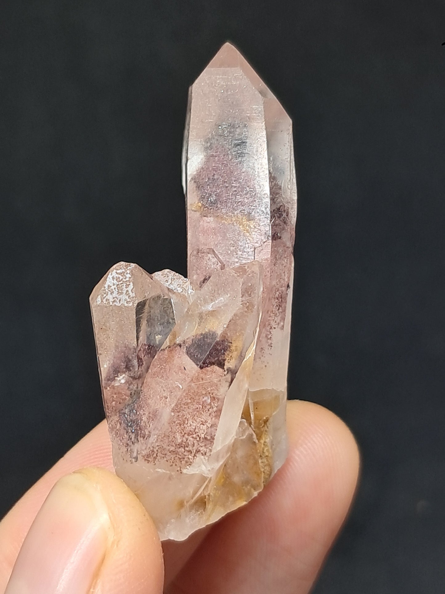 Cúmulo de Cuarzo Fantasma de Hematita (Telangana) Punta de Cristal Natural | Ejemplar Mineral n.° HPQ14