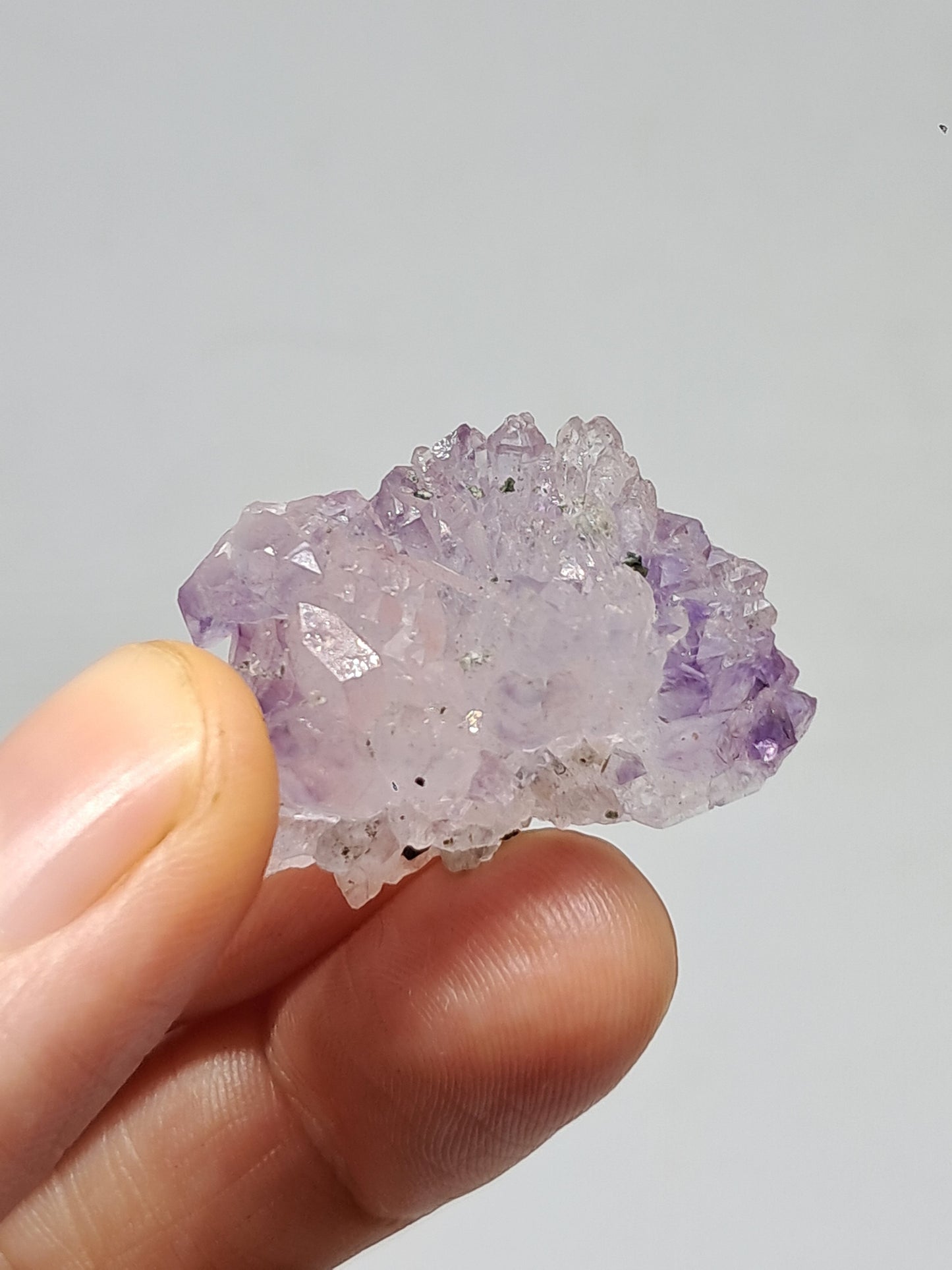 Amatista Elestial (Karur) | Cúmulo de cristales en bruto | Piedra natural | Ejemplar mineral n.° KA129
