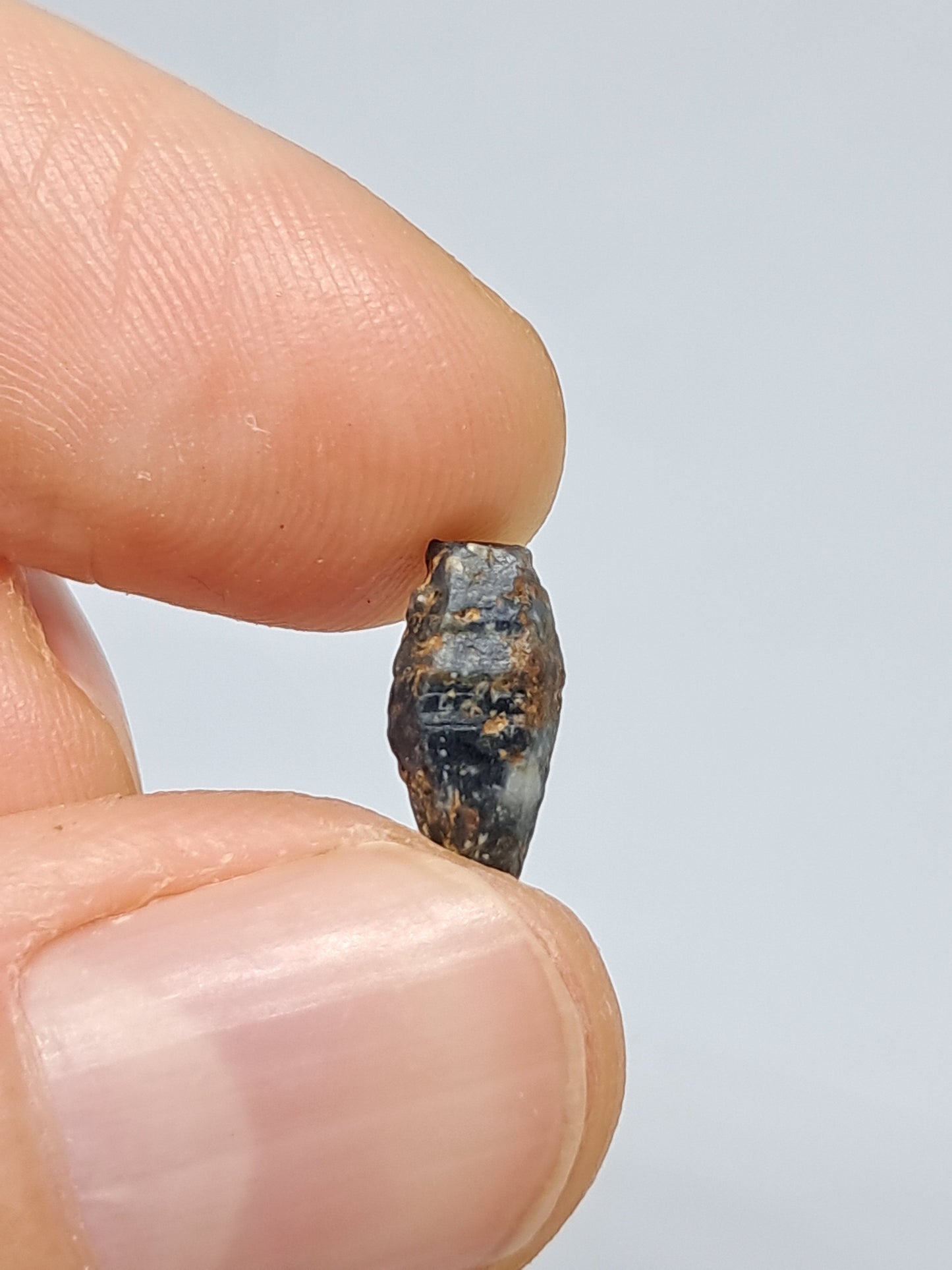 Natural Blue Sapphire Hexagonal Crystal (Vietnam) #SP4