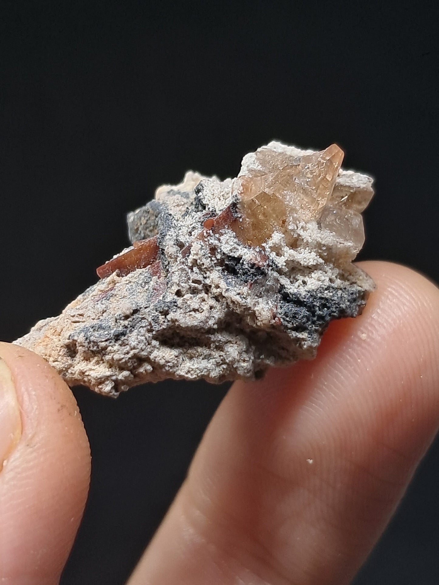 Cristales de topacio natural en matriz (México), piedra preciosa rara | Ejemplar mineral n.° TPZ26