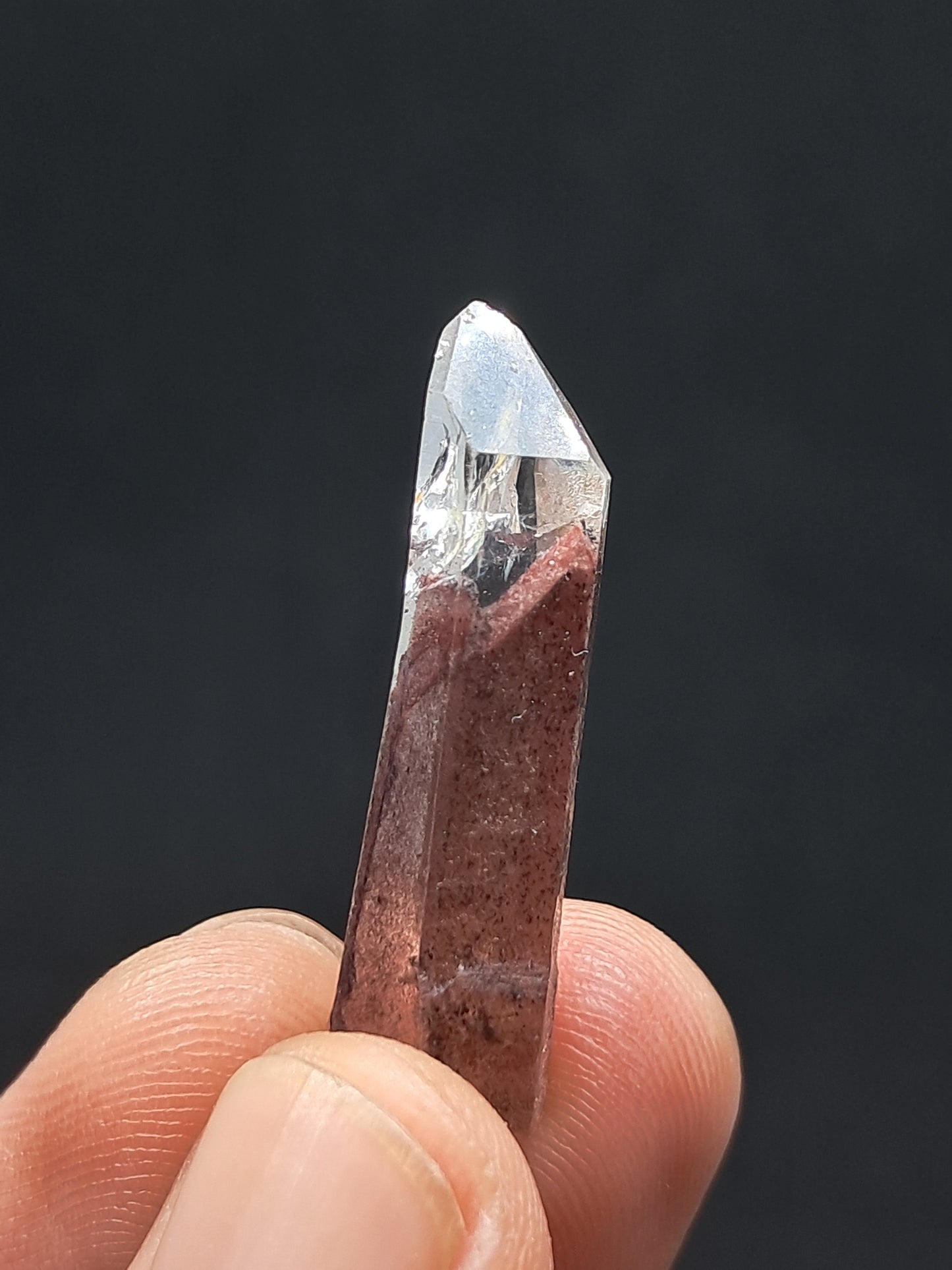 Cuarzo fantasma hematita (Telangana) Punta de cristal natural | Ejemplar mineral n.° HPQ24