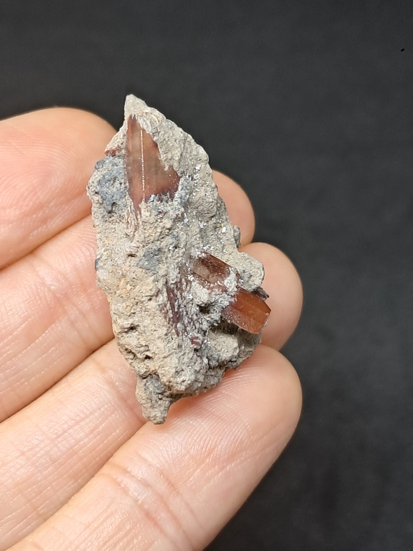 Cristal de topacio natural en matriz (México), piedra preciosa rara | Ejemplar mineral n.° TPZ22