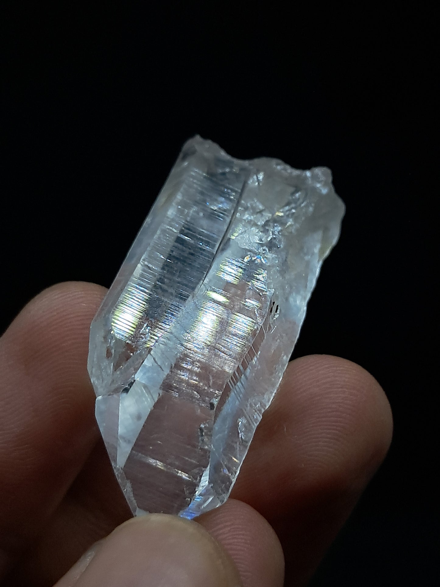 Punta natural de cristal de cuarzo fundido transparente (Santander, Colombia) | Ejemplar mineral n.° COQ35
