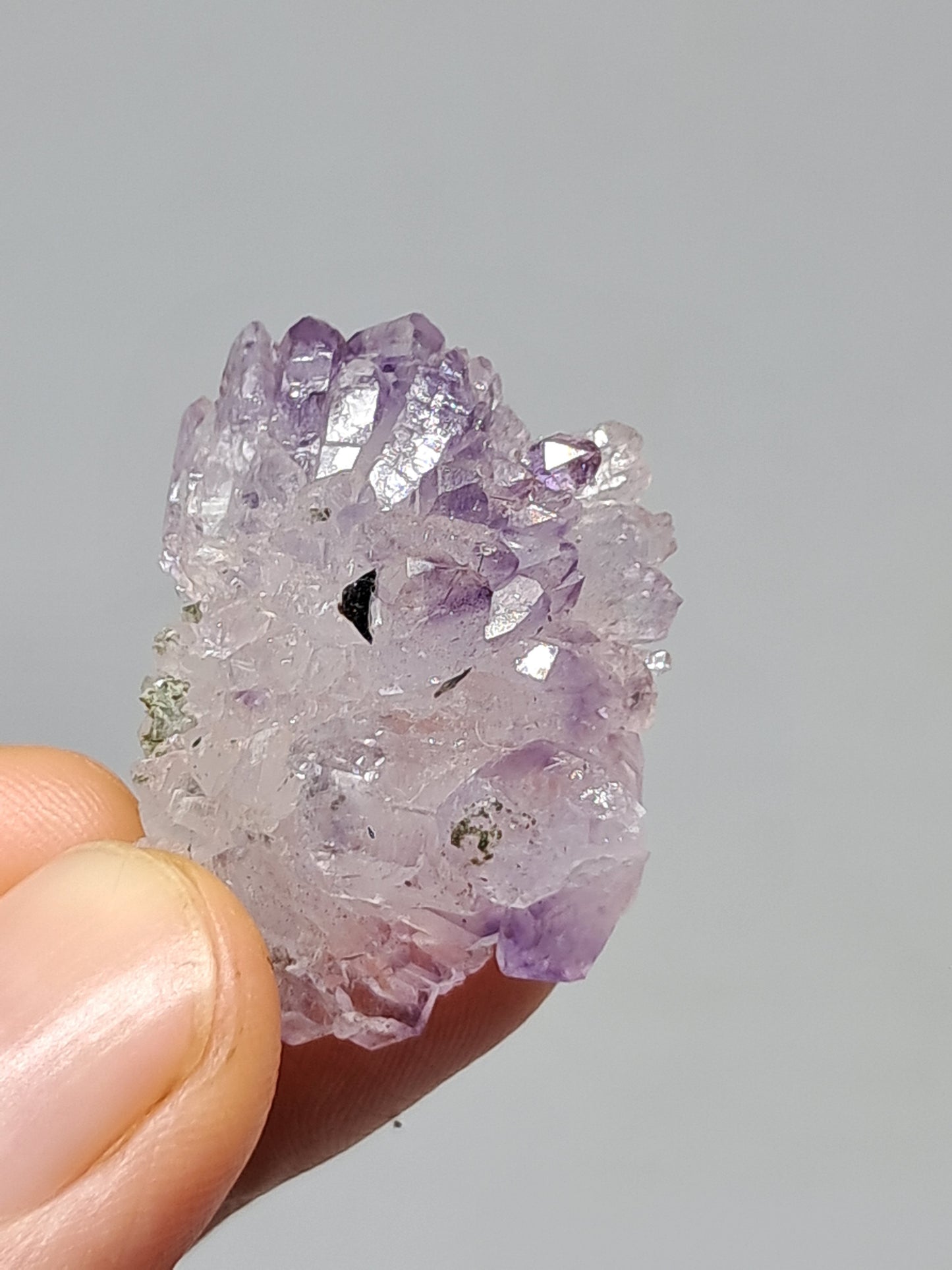 Amatista Elestial (Karur) | Cúmulo de cristales en bruto | Piedra natural | Ejemplar mineral n.° KA129