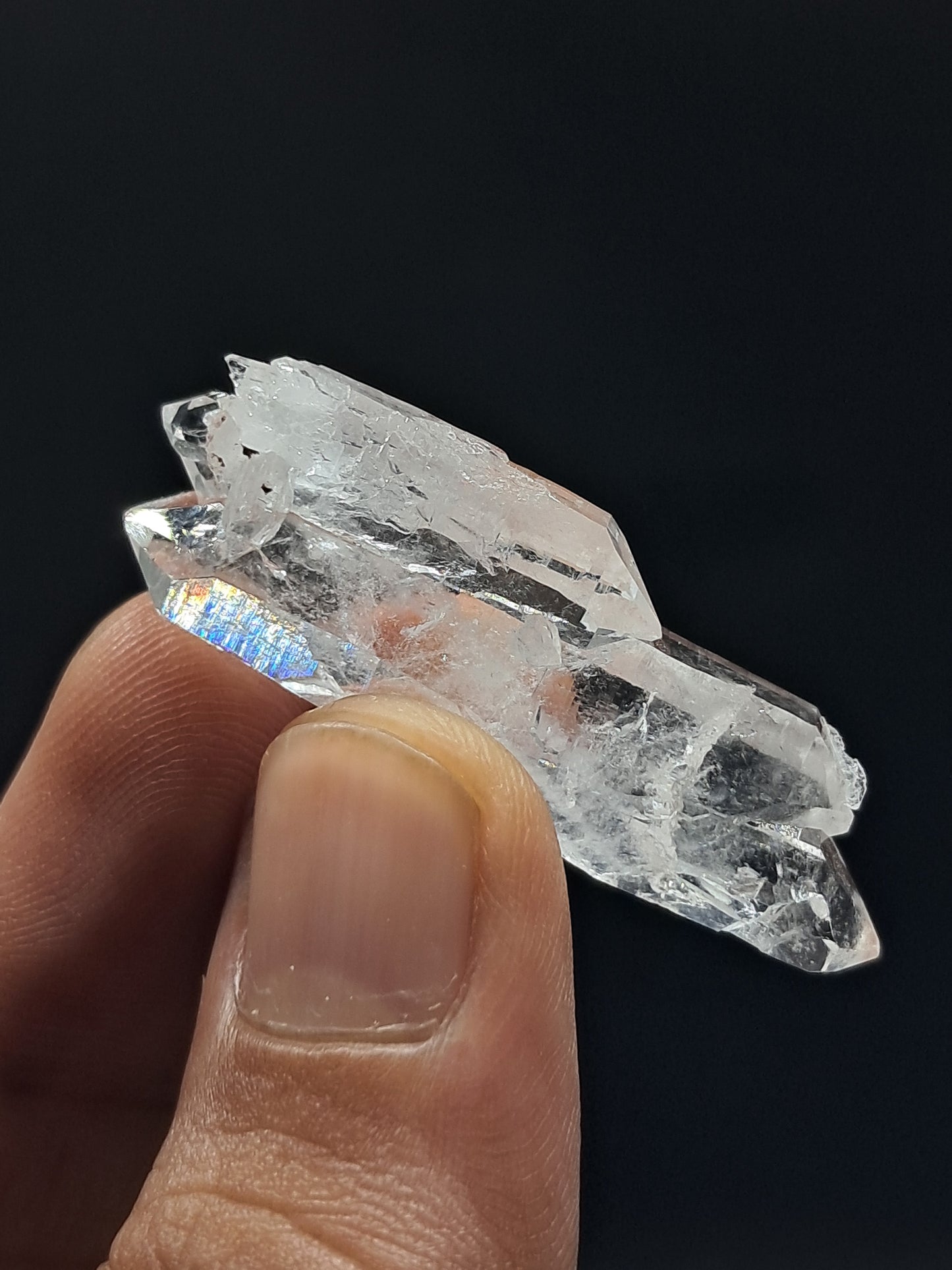 Cúmulo biterminado de cuarzo superclaro Faden (Santander, Colombia) Punta natural | Ejemplar mineral n.° COQ20