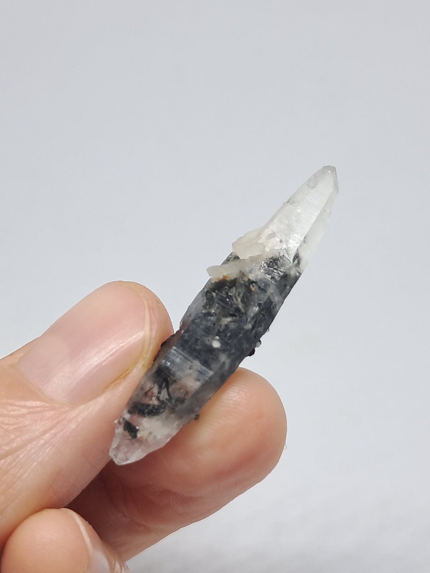 Tourmalinated Quartz biterminated point (Non-precious natural stone) #TQ16
