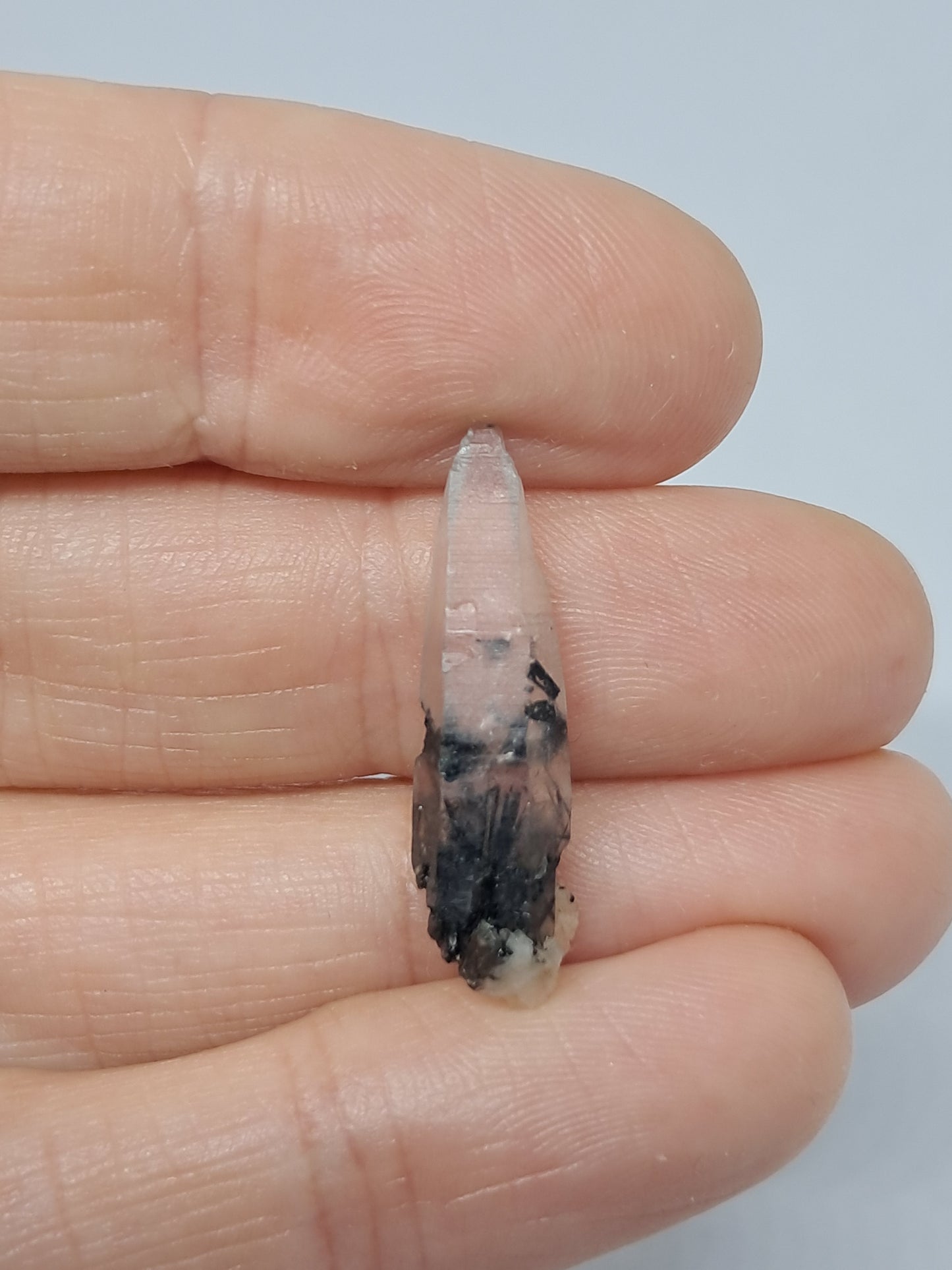 Tourmalinated Quartz natural crystal point (Non-precious natural stone) #TQ10