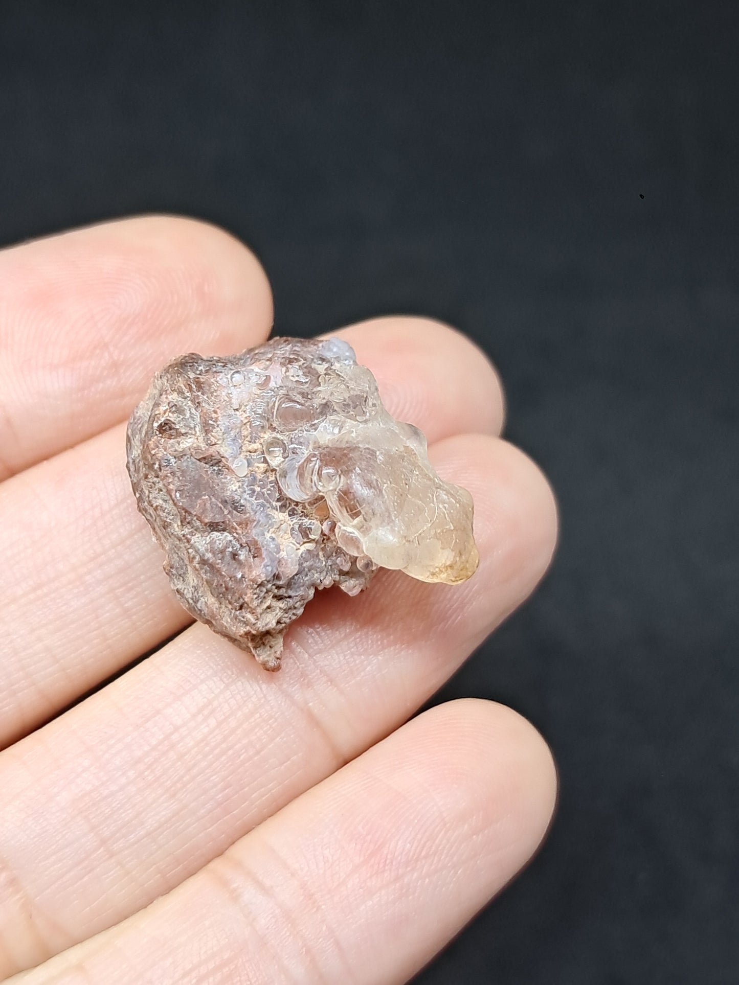 Ópalo hialita en matriz (México), piedra cristalina en bruto | Ejemplar mineral n.° OH3