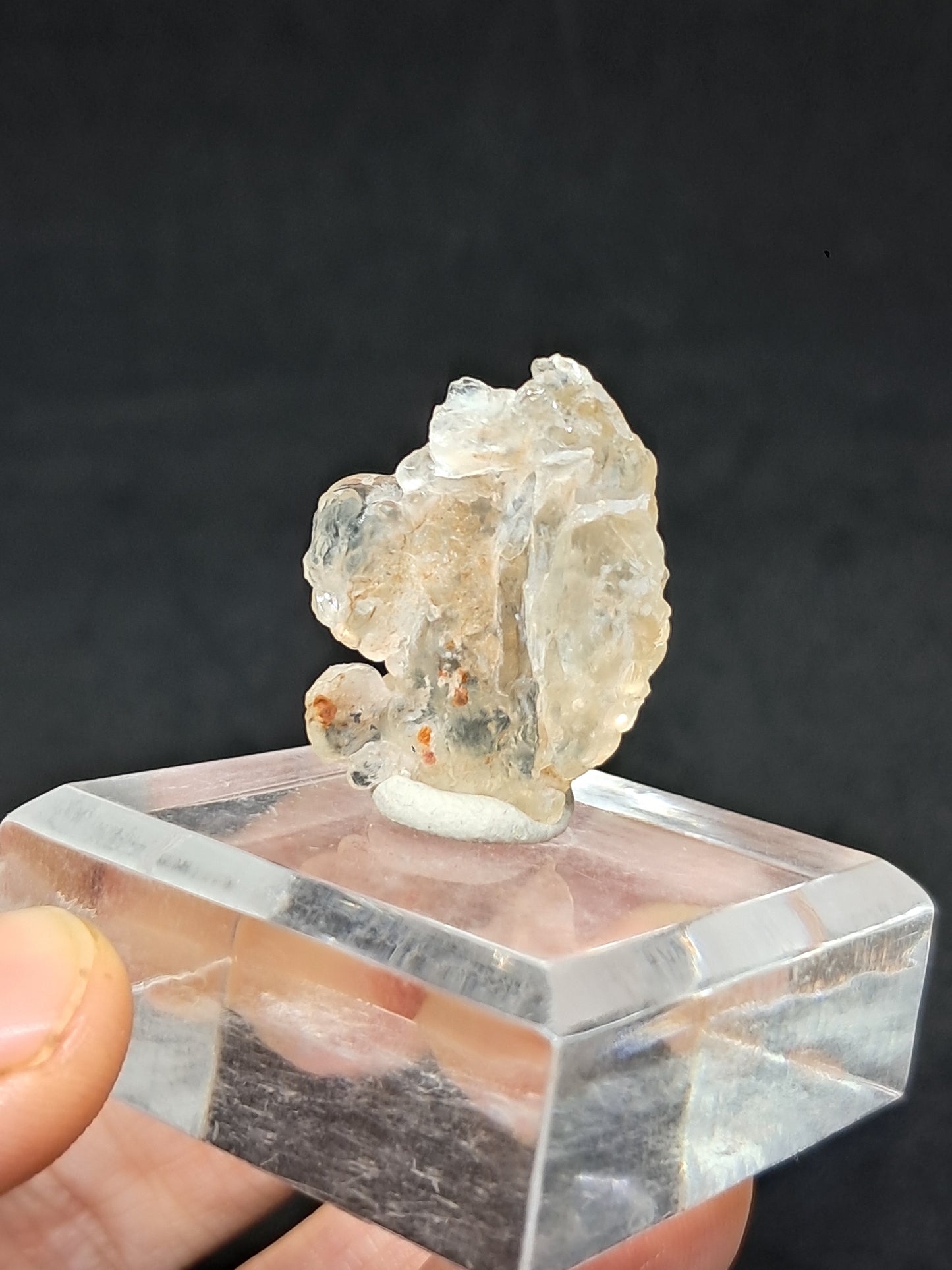 Ópalo hialita (México), piedra cristalina en bruto reactiva a los rayos UV | Ejemplar mineral n.° OH6