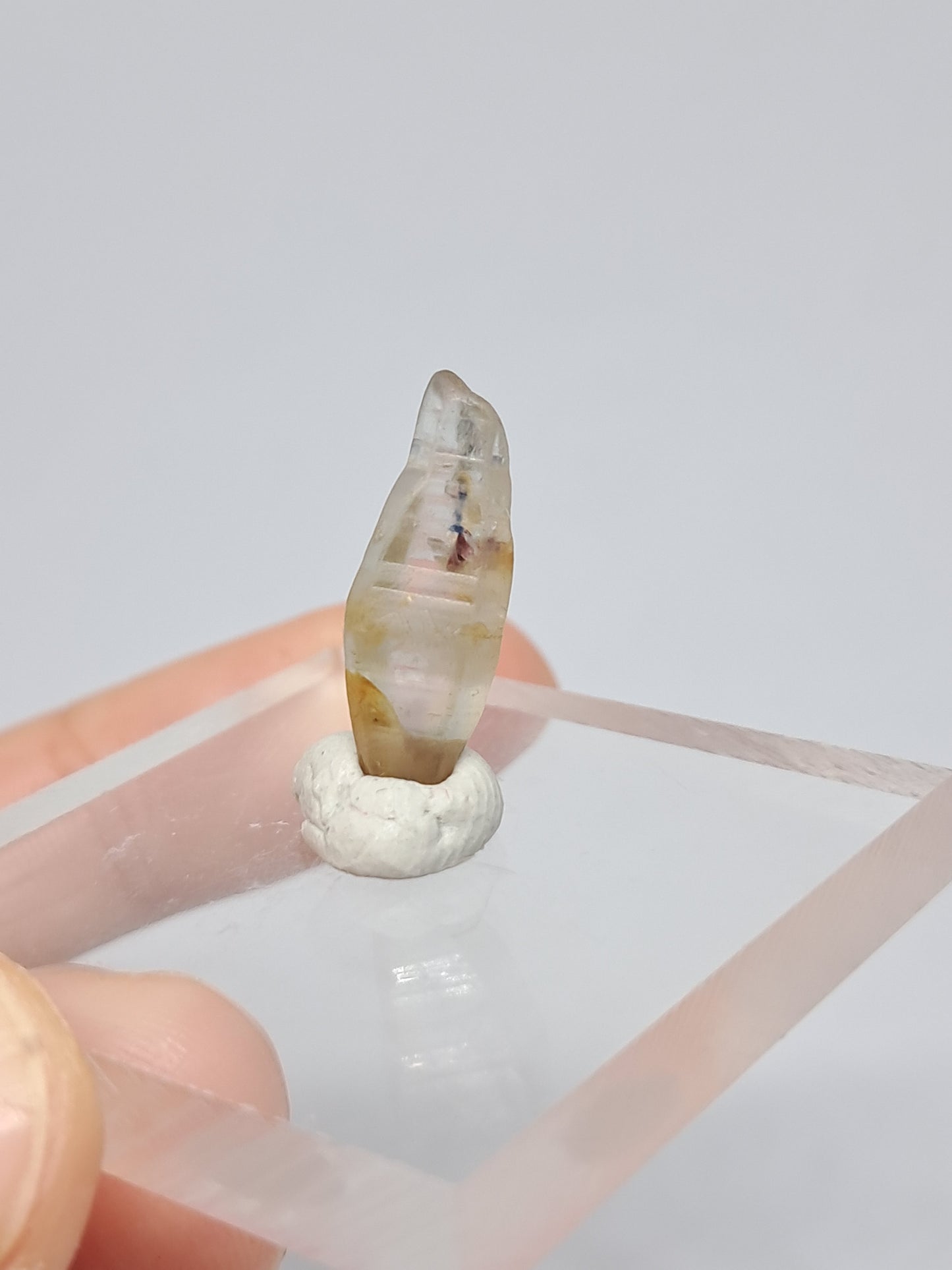 Natural White Sapphire crystal #SP2