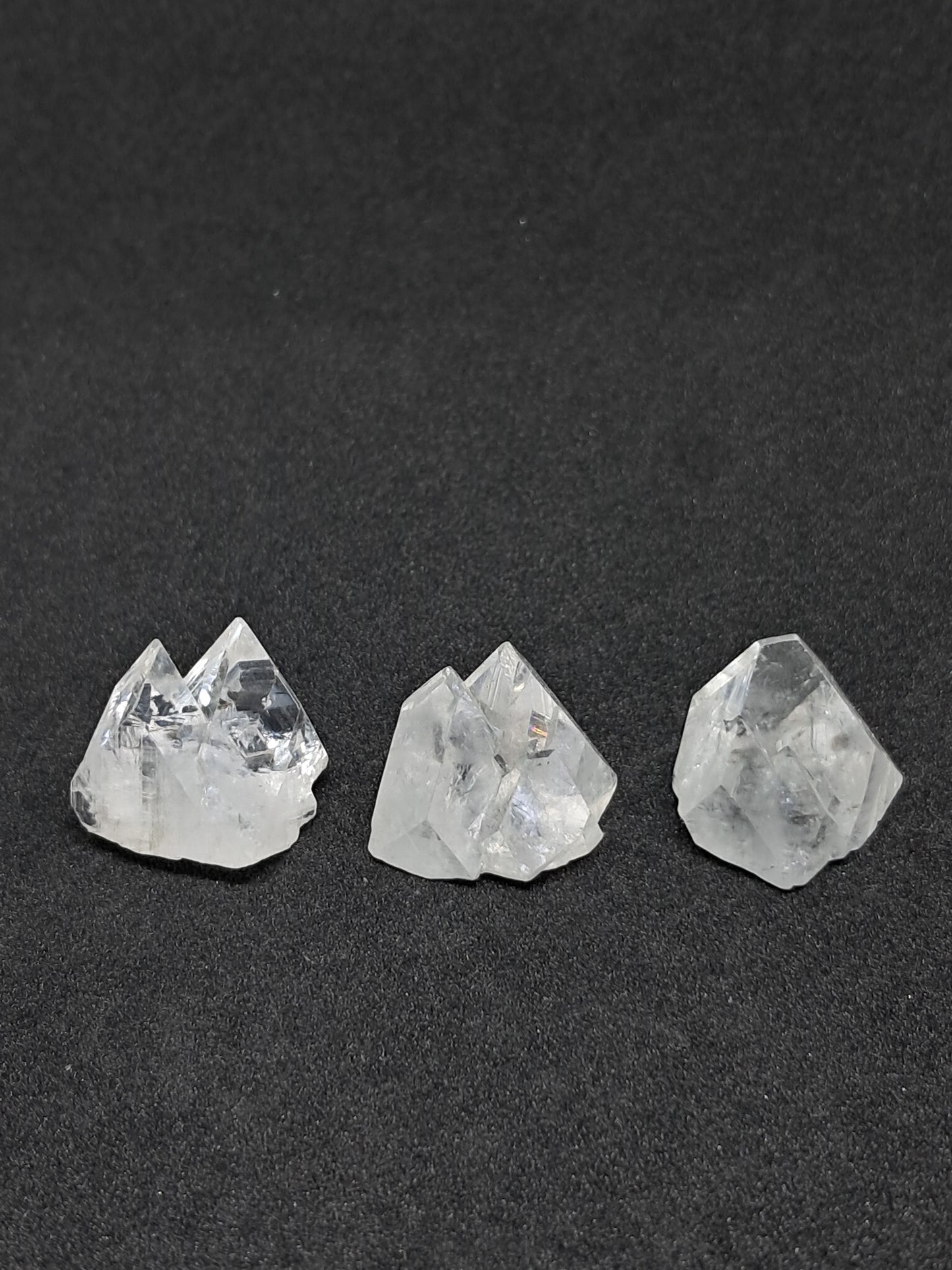 Clear Apophyllite Points (Ajanta) 15-18 mm | Natural Crystal | Mineral Specimen #AP11