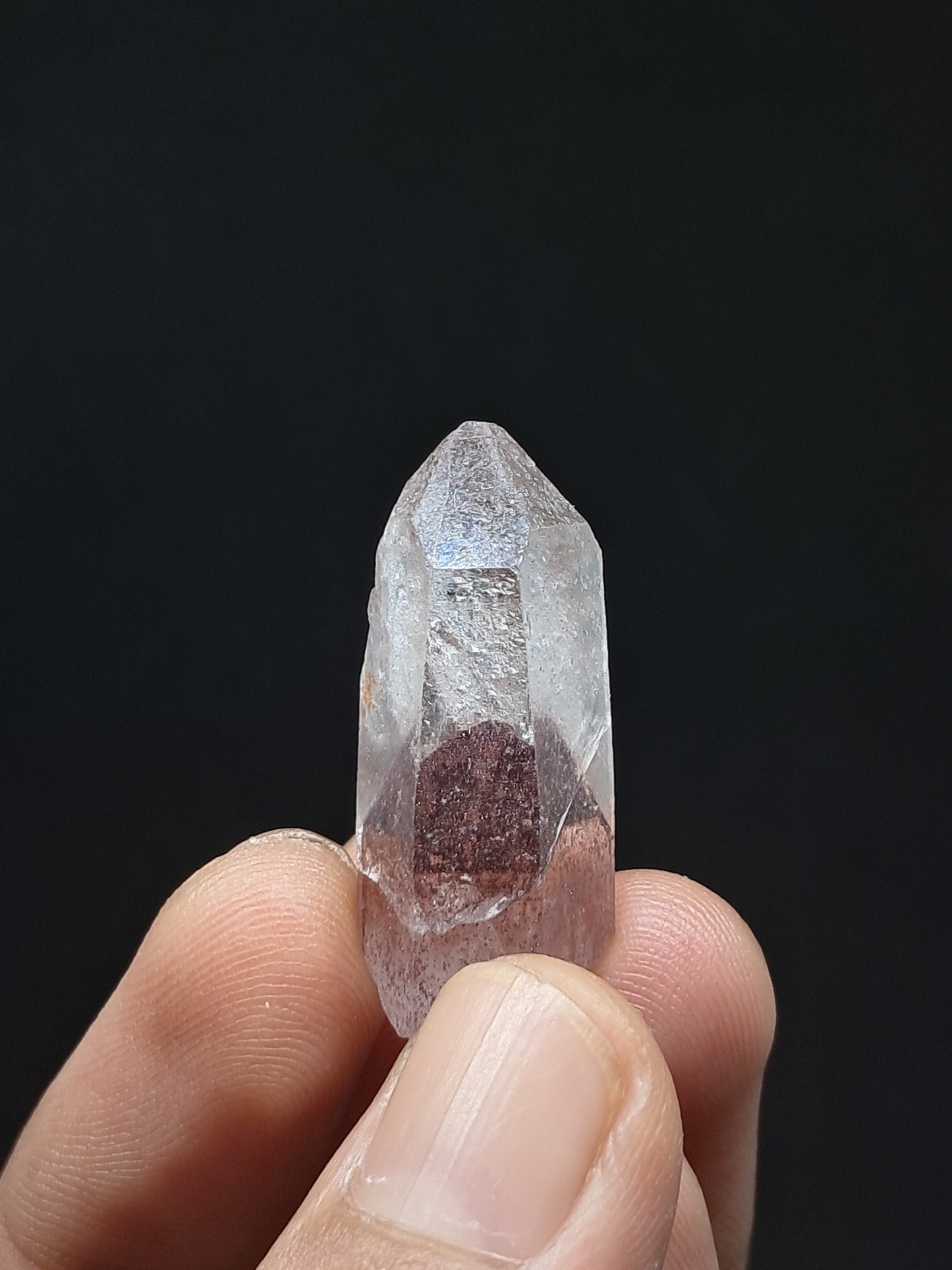 Punta de cristal natural de cuarzo fantasma hematita (Telangana) | Ejemplar mineral n.° HPQ30